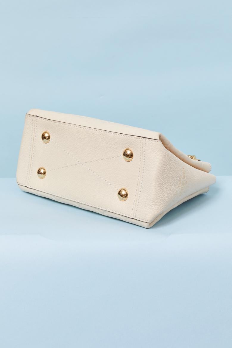 Sac à bandoulière en cuir crème avec monogramme LOUIS VUITTON Pour femmes en vente