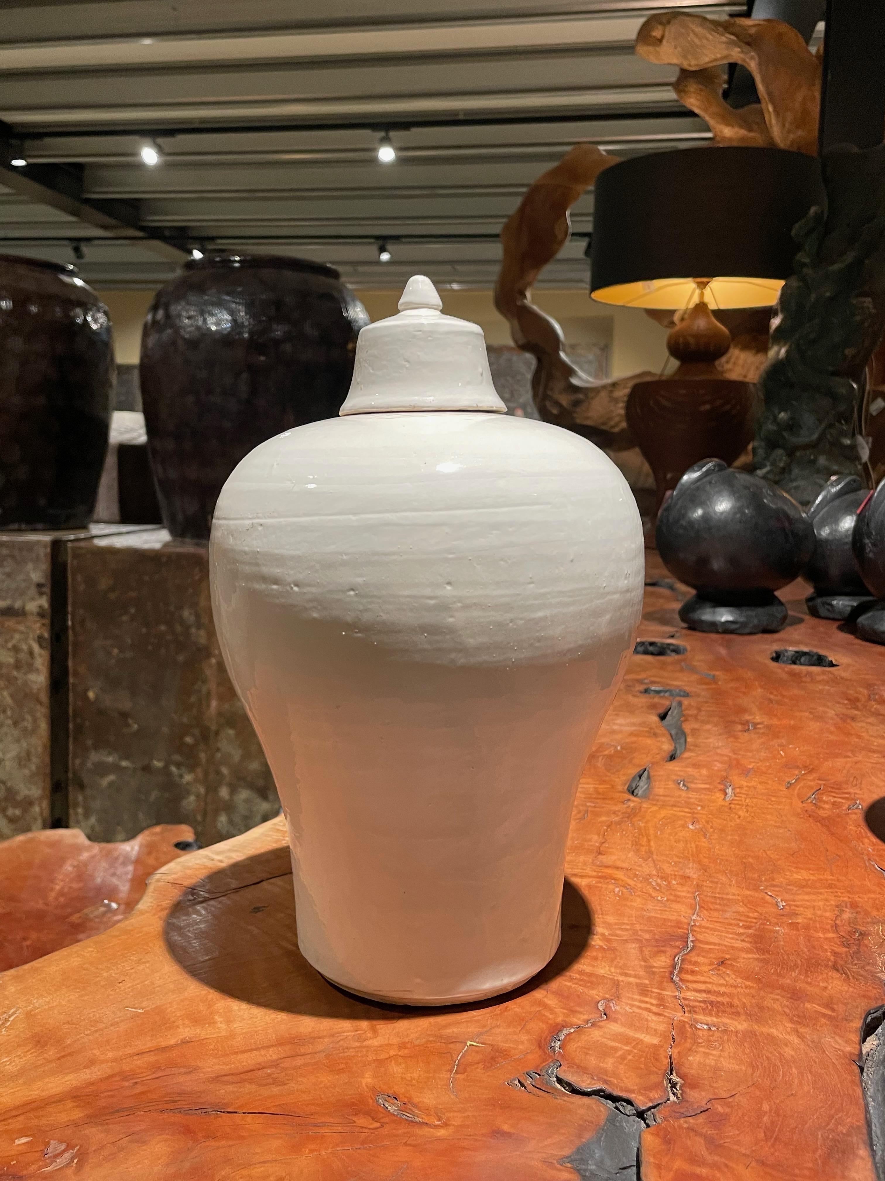 Cream Lidded Vase, China, Contemporary For Sale 1