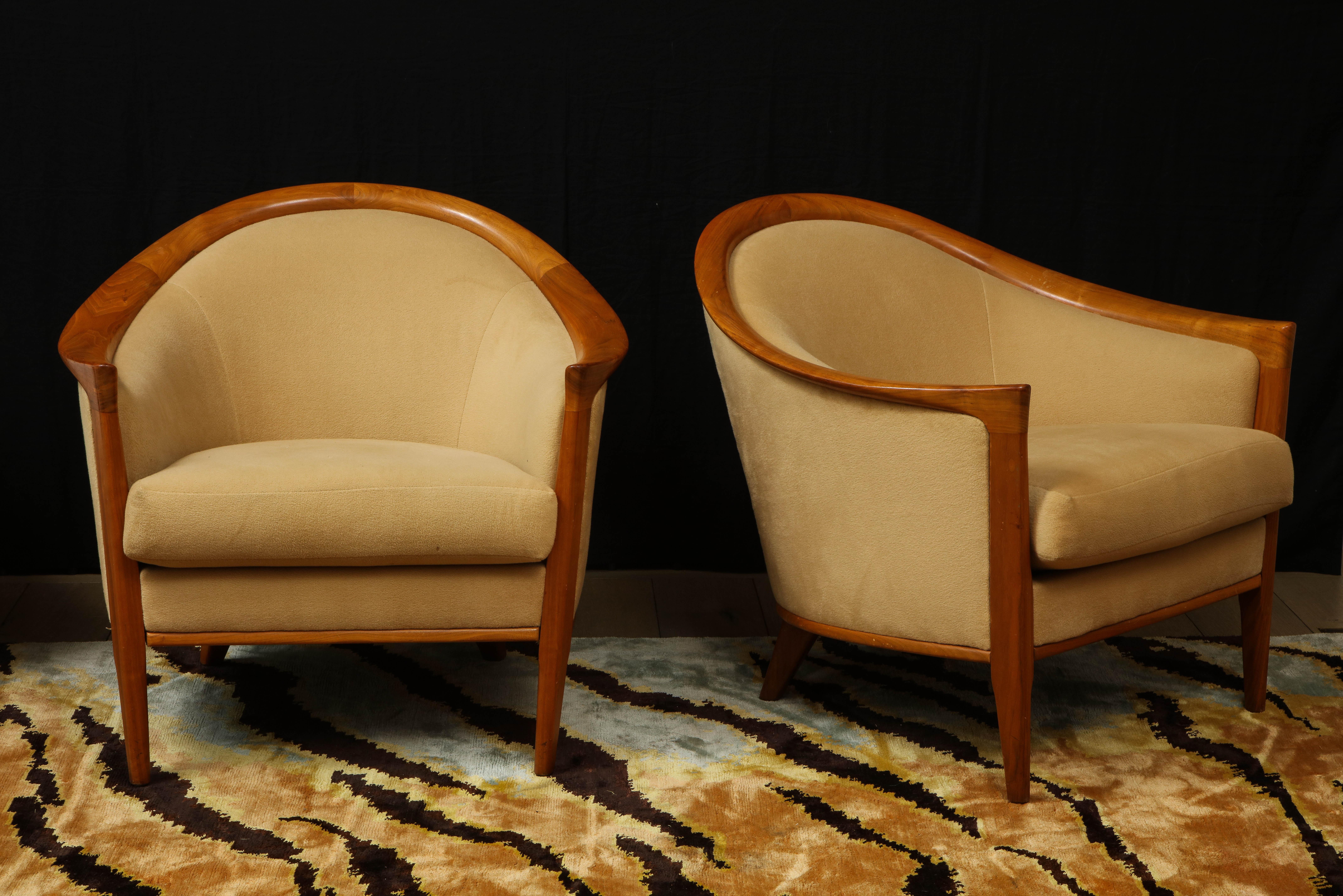20th Century Cream Mohair Sofa and Pair of Armchairs Set, with Burl wood Detailing, 1960's For Sale