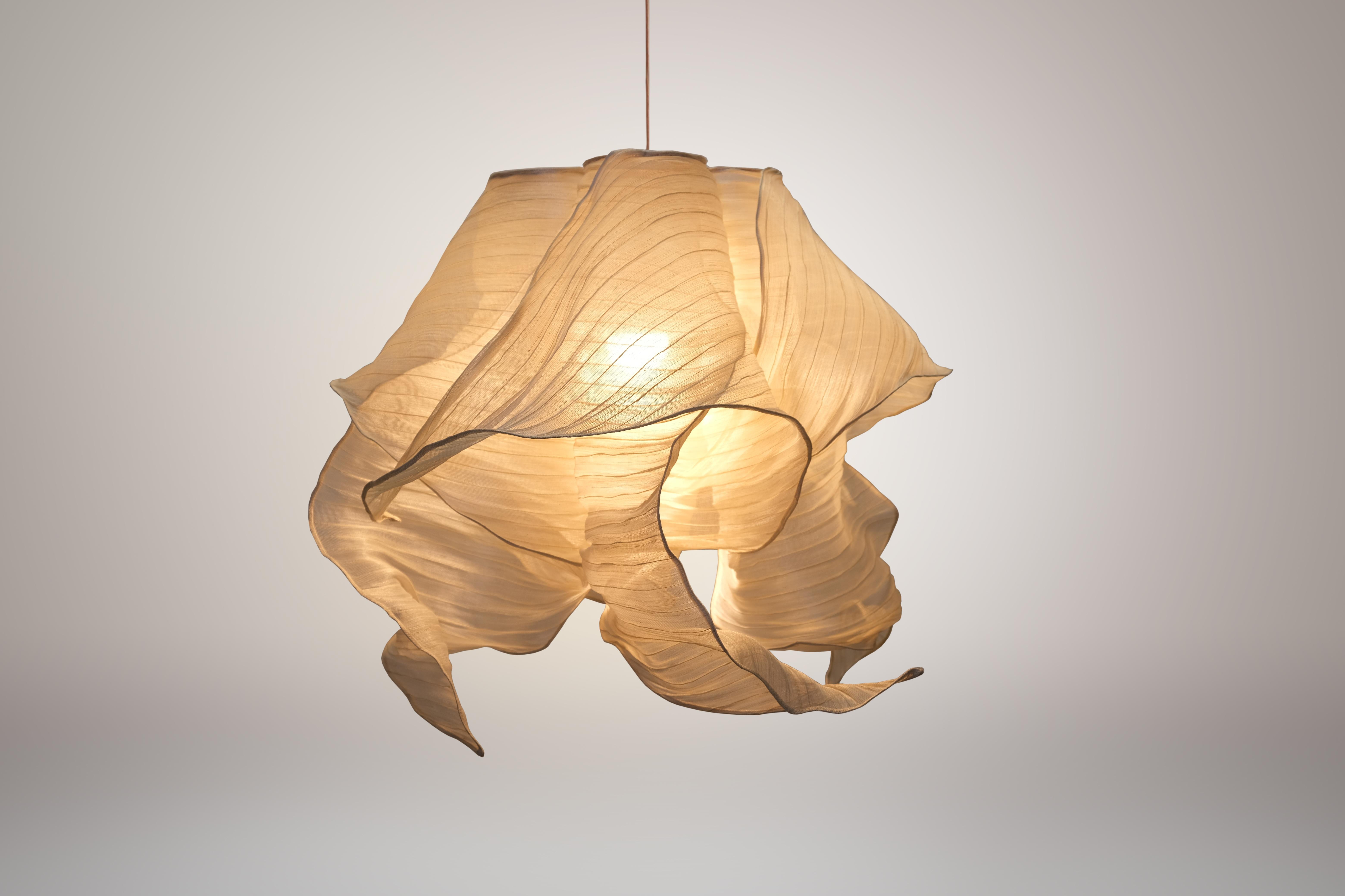 Post-Modern Cream Nebula Pendant Lamp by Mirei Monticelli