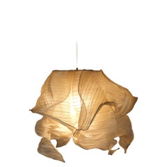 Lampe à suspension Nebula crème de Mirei Monticelli