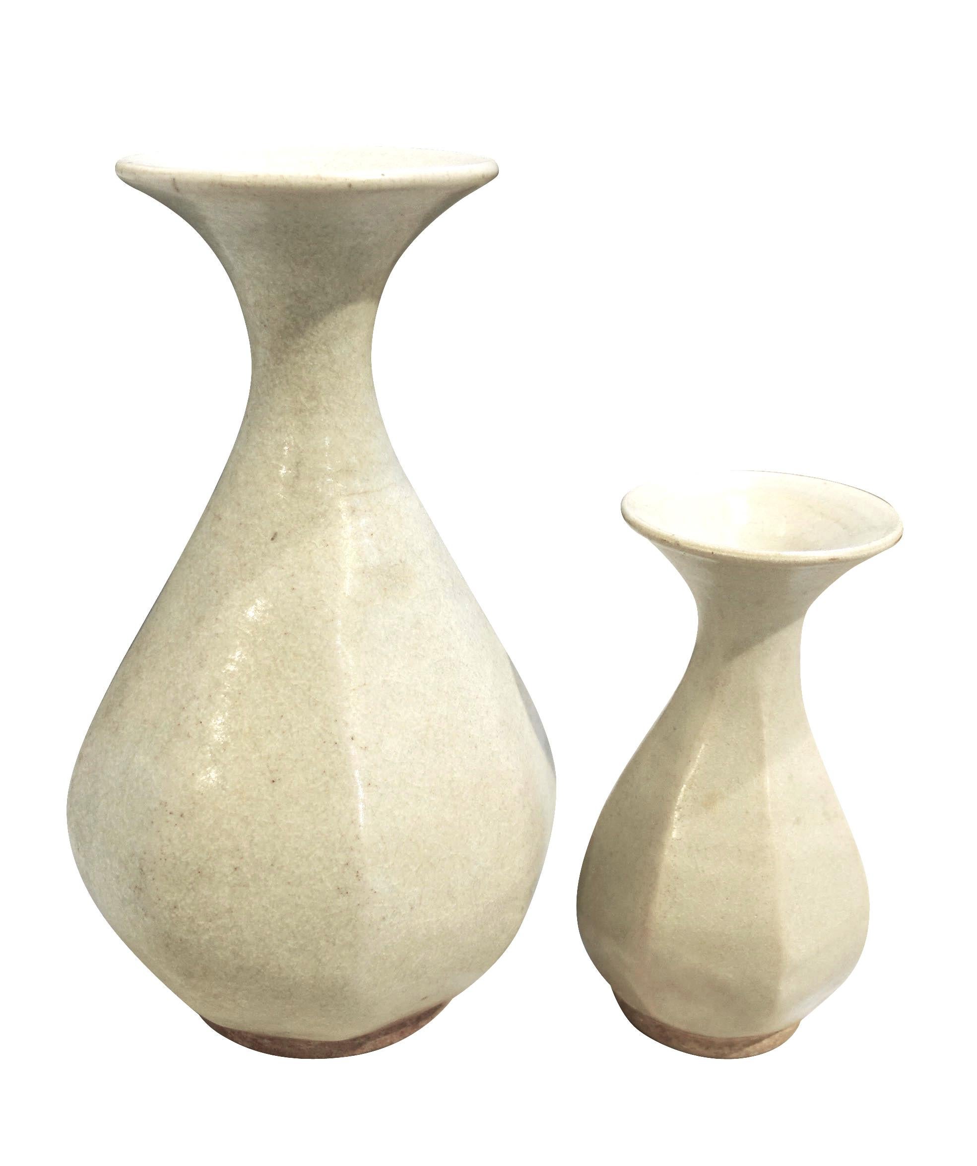 Cream Octagonally Shaped Vase, Cambodia, 19th Century 1