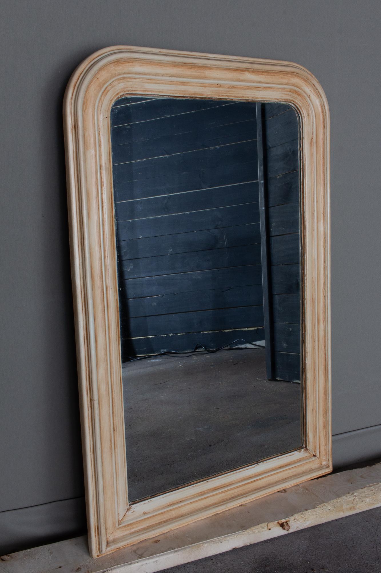 Cream Painted Antique French Louis Philippe Mirror In Good Condition In Houston, TX