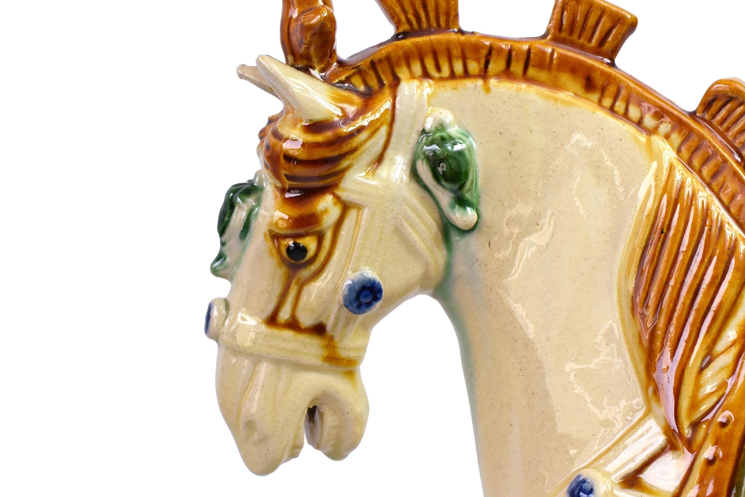 Cheval en poterie crème:: glaçure chinoise San Cai 3