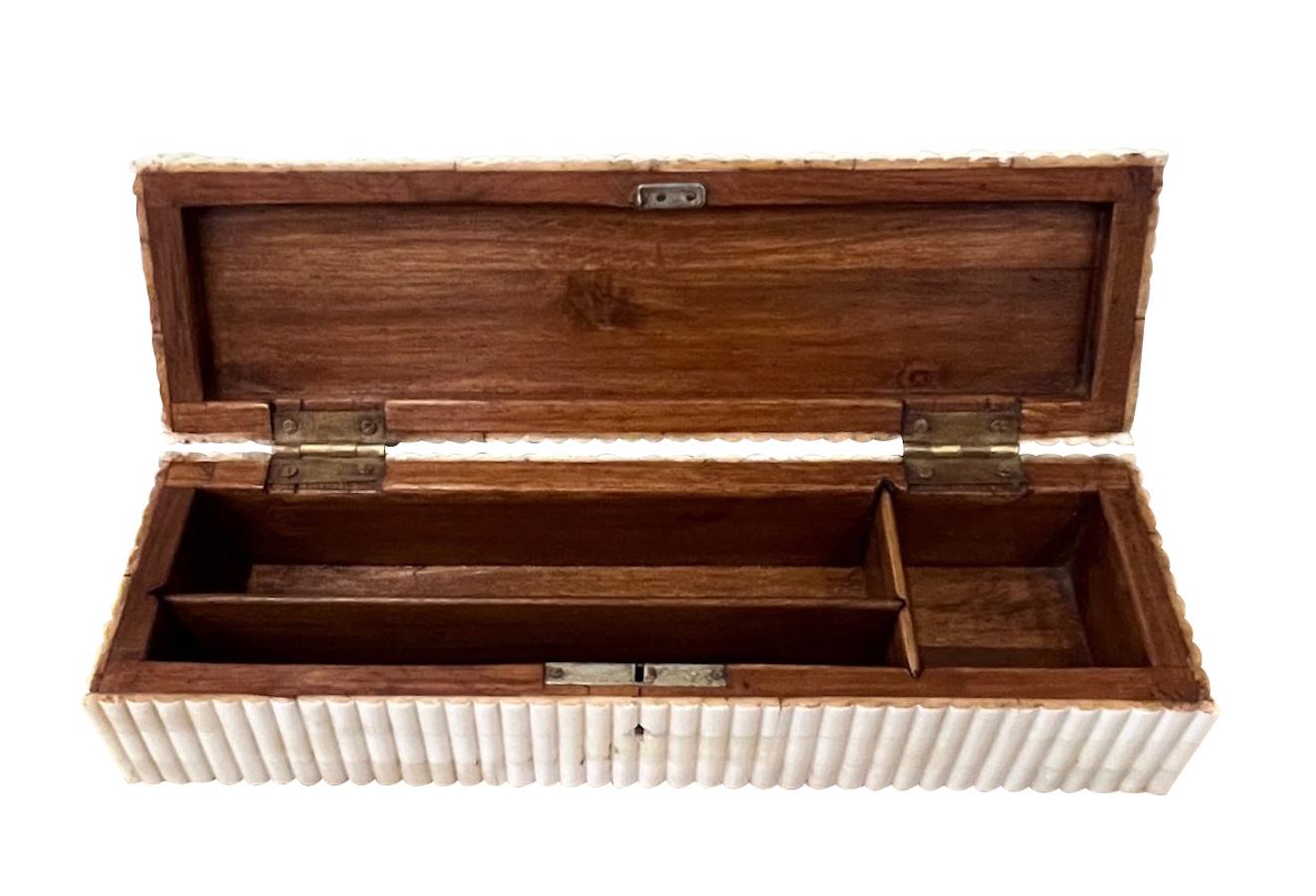 Indian Cream Rectangular Ribbed Bone Box, India, Contemporary For Sale