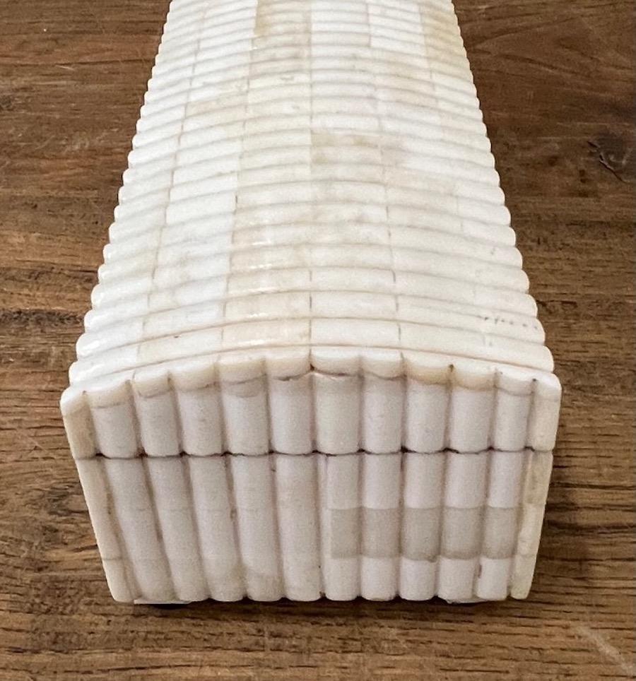 Cream Rectangular Ribbed Bone Box, India, Contemporary In New Condition For Sale In New York, NY