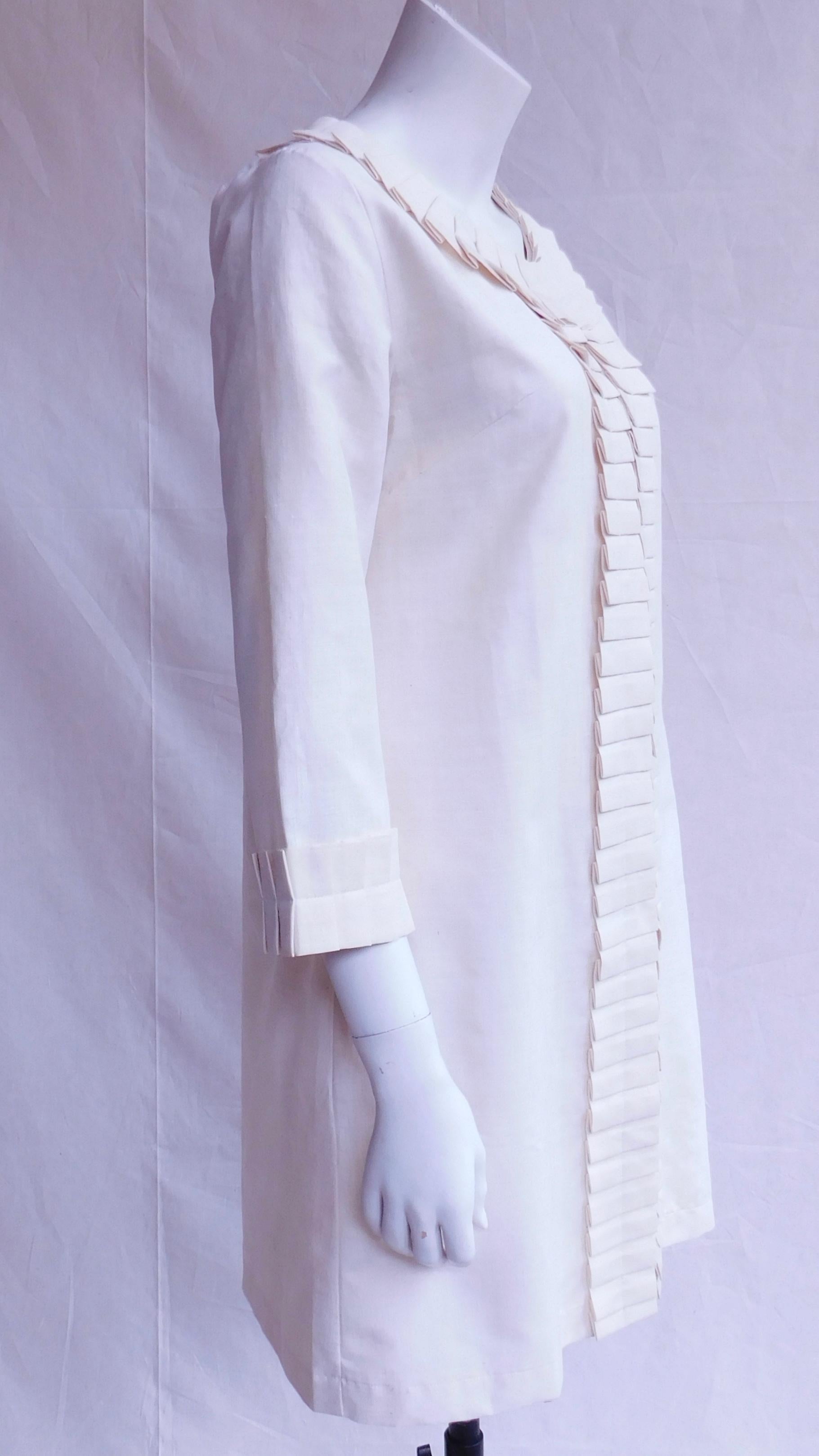 Cream Silk Jacket with Pleated Details Anauve of Madrid Spain For Sale 2