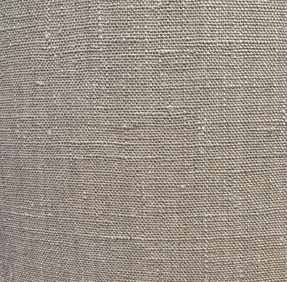 Lampe simple à petit bec crème avec abat-jour, Chine, Contemporary Neuf - En vente à New York, NY