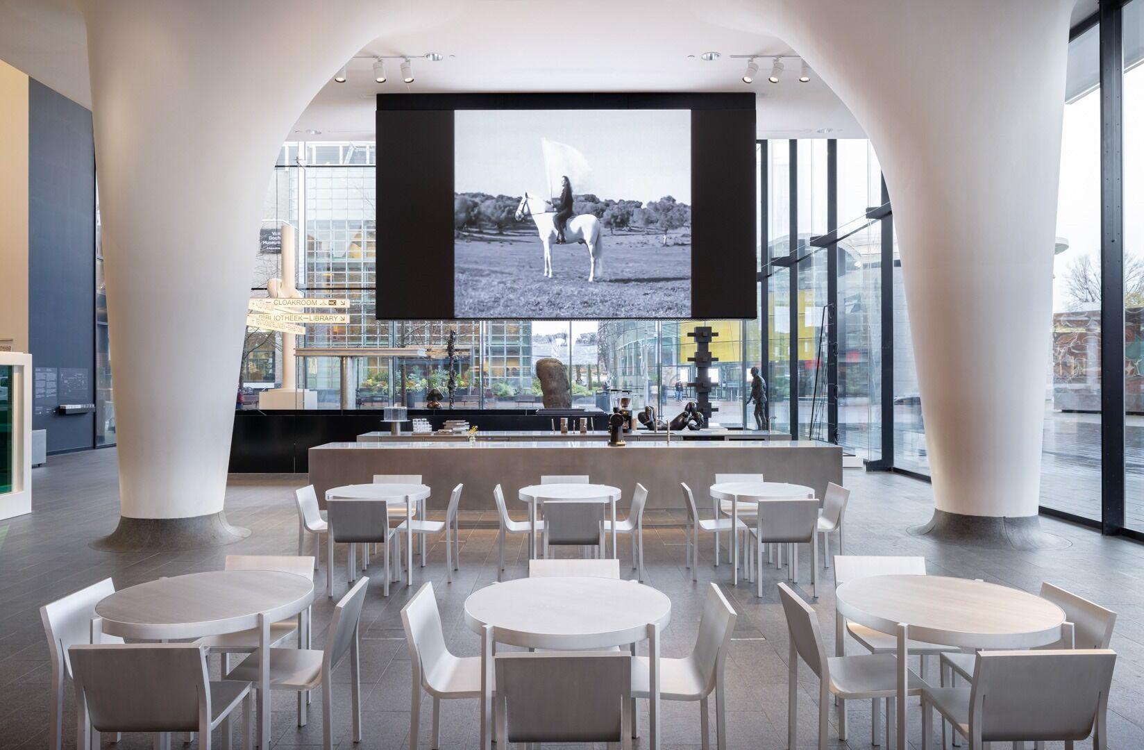 Chaise crème Stedelijk par Sabine Marcelis, moderniste, 2025 en vente 11