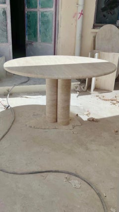 Cream Travertine Round Dining Table, in the Style of 1970 Mario Bellini