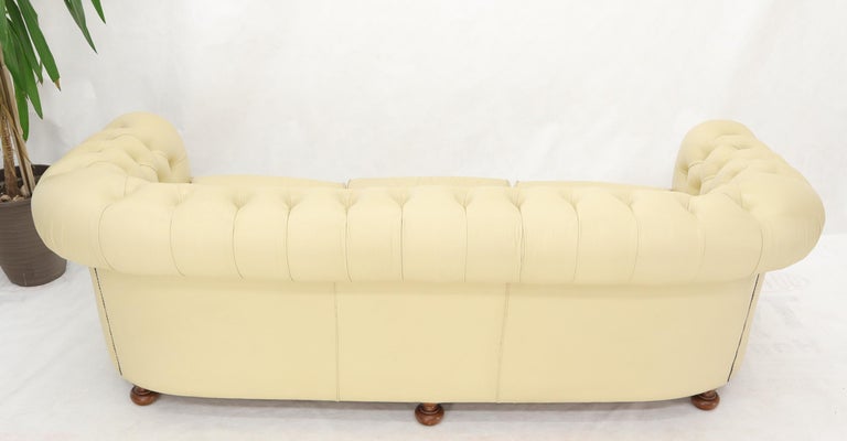Cream Tufted Leather Chesterfield Sofa For Sale 9