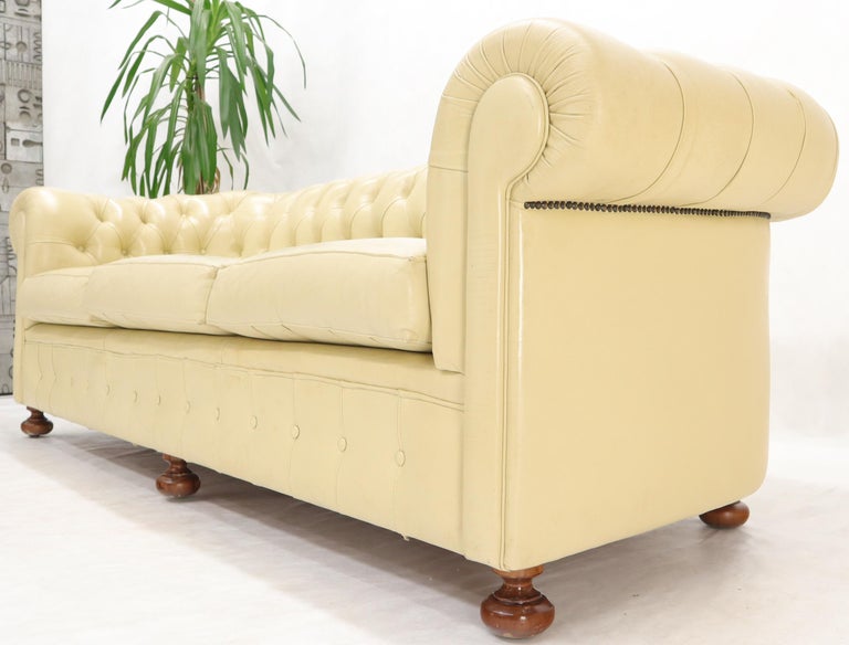 Cream Tufted Leather Chesterfield Sofa For Sale 3