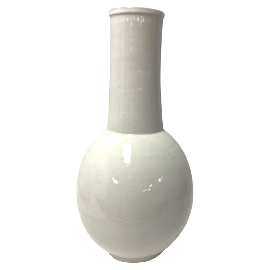 Chinese Cream Tulip Shaped Spout Ceramic Vase, China, Contemporary For Sale