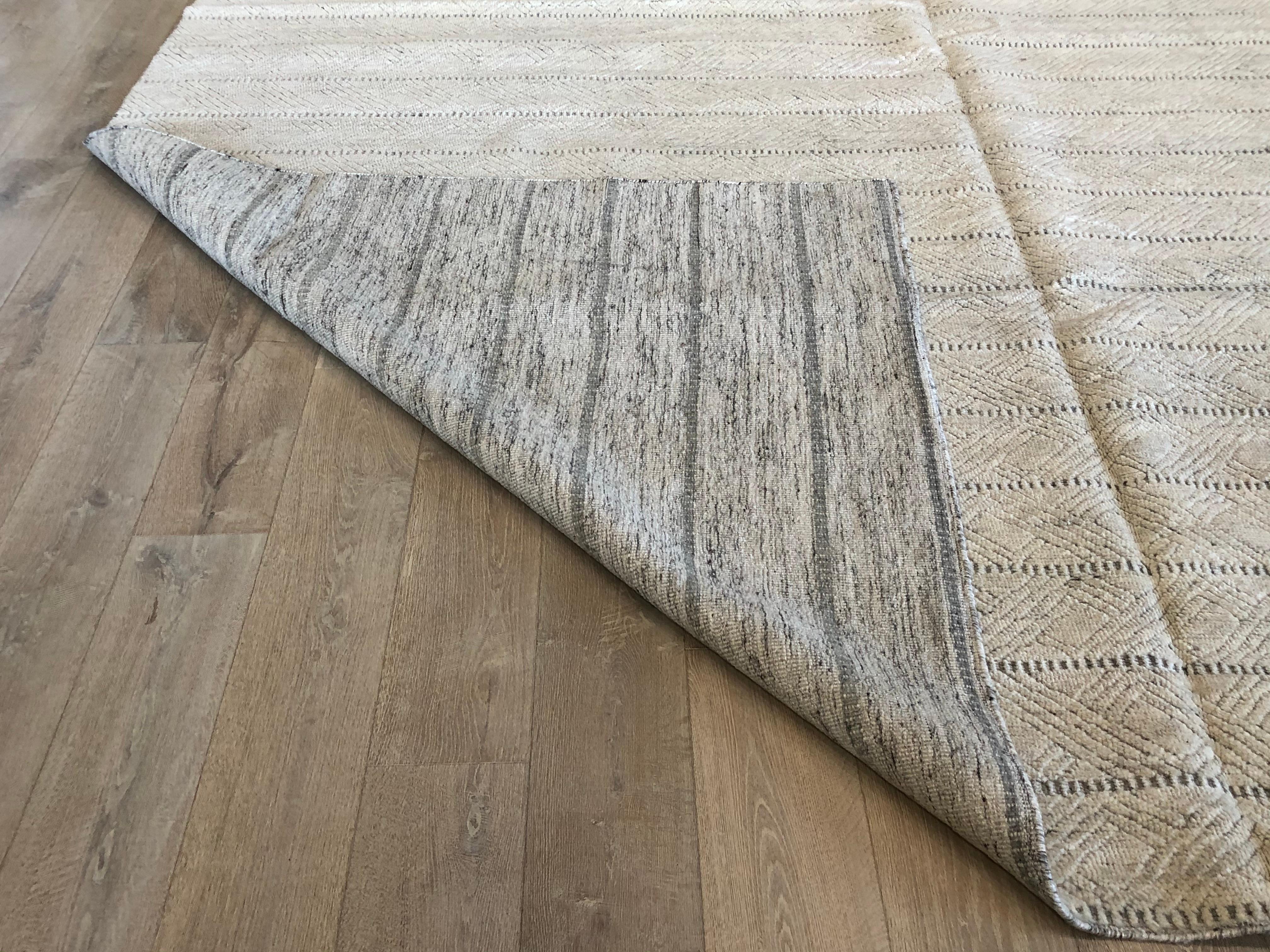Tappeto d'area con design marocchino Cream Twist in vendita 3