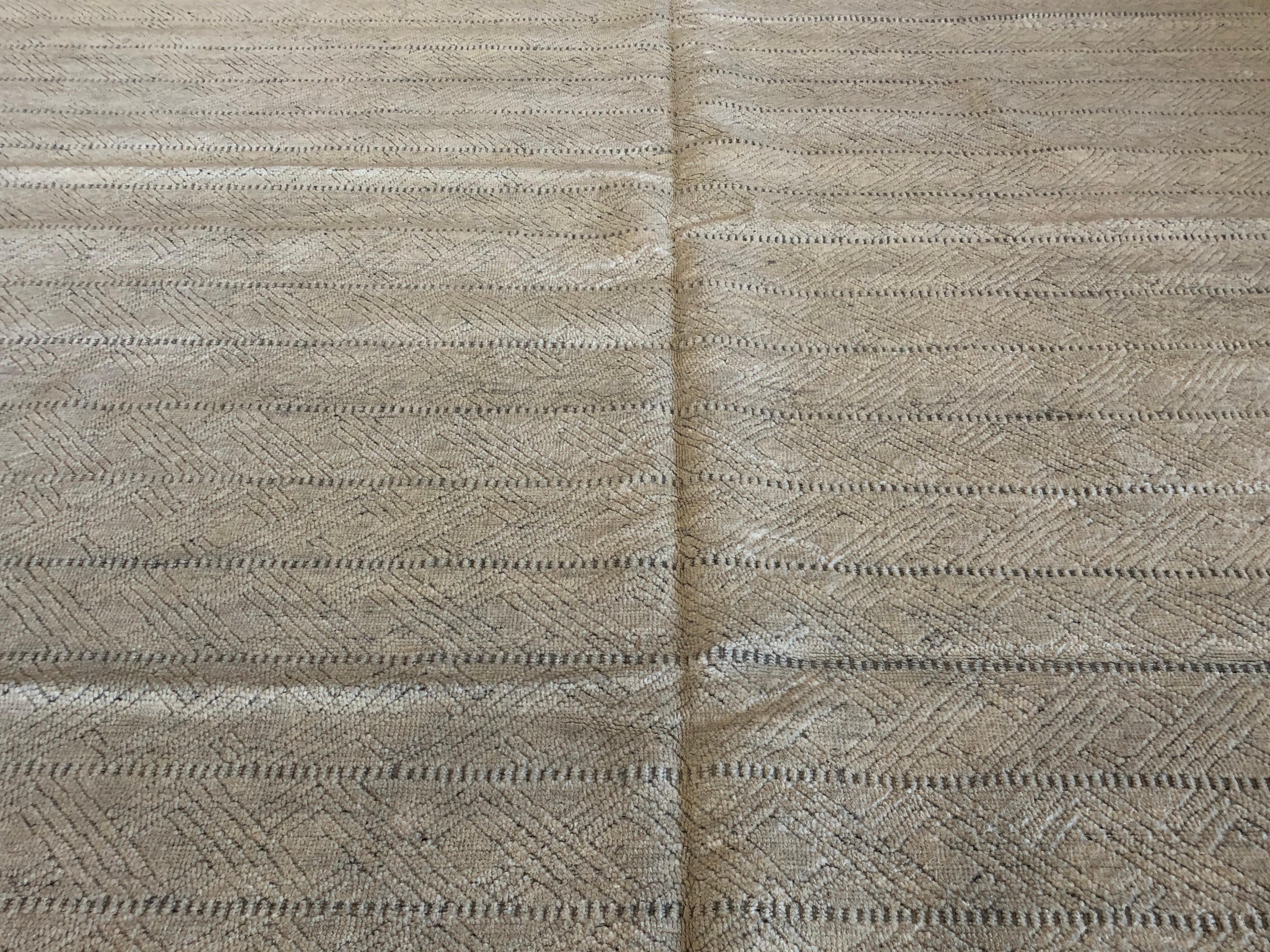 XXI secolo e contemporaneo Tappeto d'area con design marocchino Cream Twist in vendita