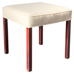 Sgabello imbottito crema
