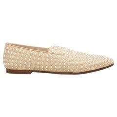 Mocasines blancos y de paja con adornos de perlas de imitación Jimmy Choo talla 39.5