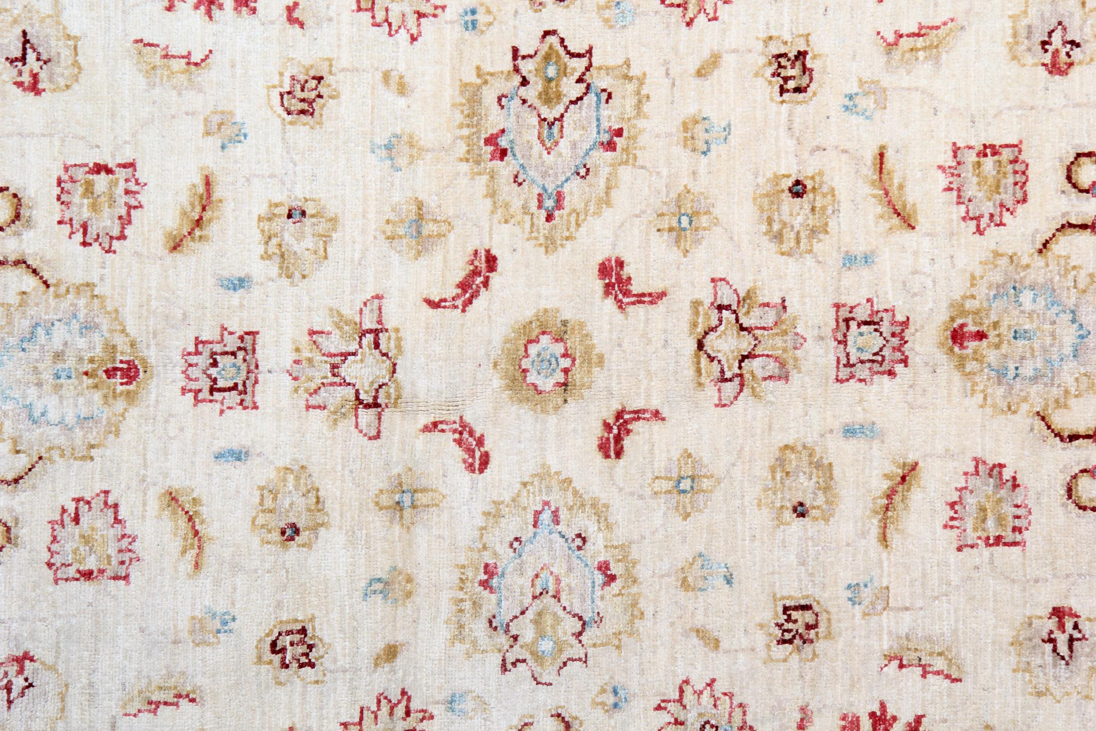 Tapis en laine crème, tapis floral tissé à la main, décor traditionnel 190x128cm en vente 6