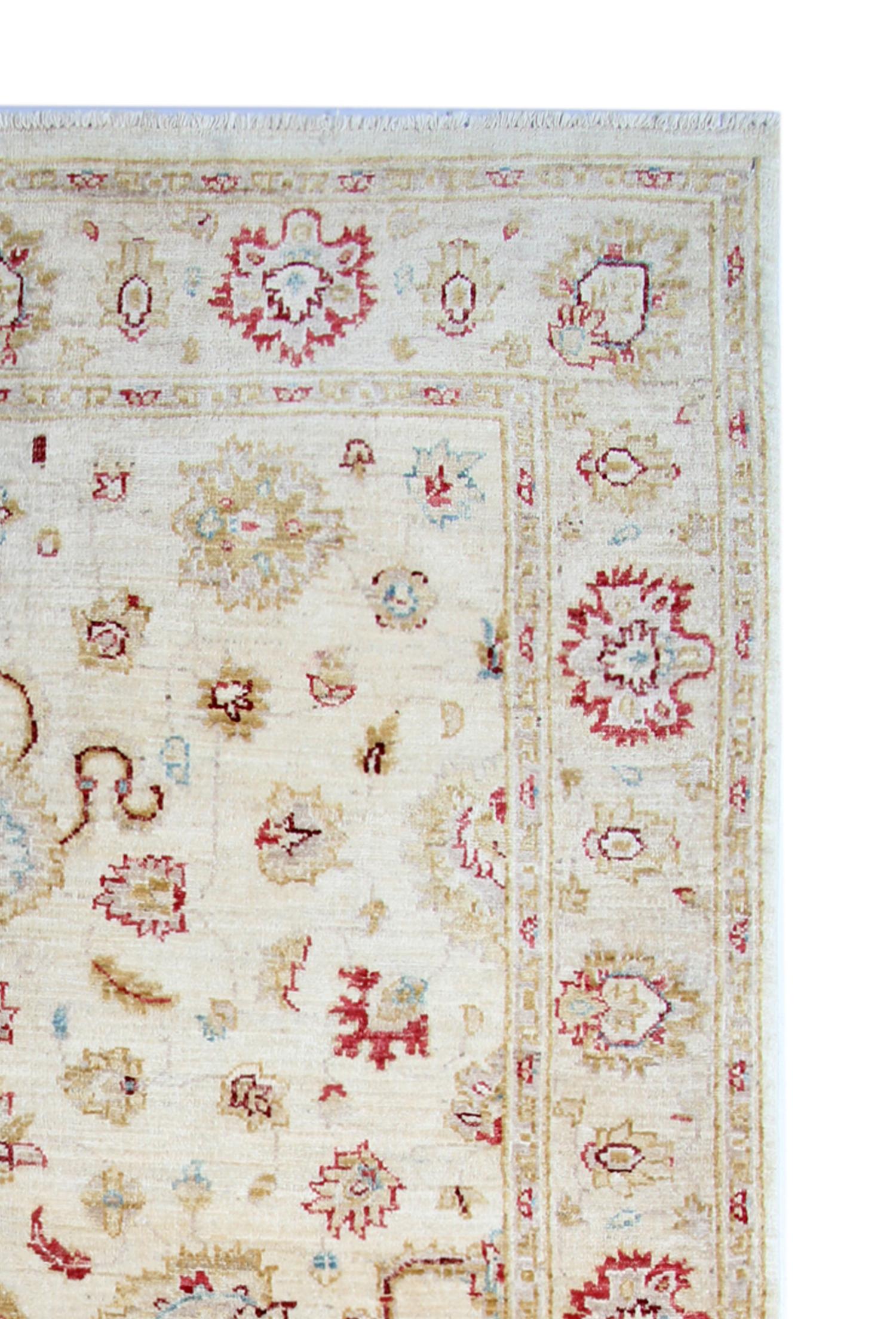 Tapis en laine crème, tapis floral tissé à la main, décor traditionnel 190x128cm en vente 3