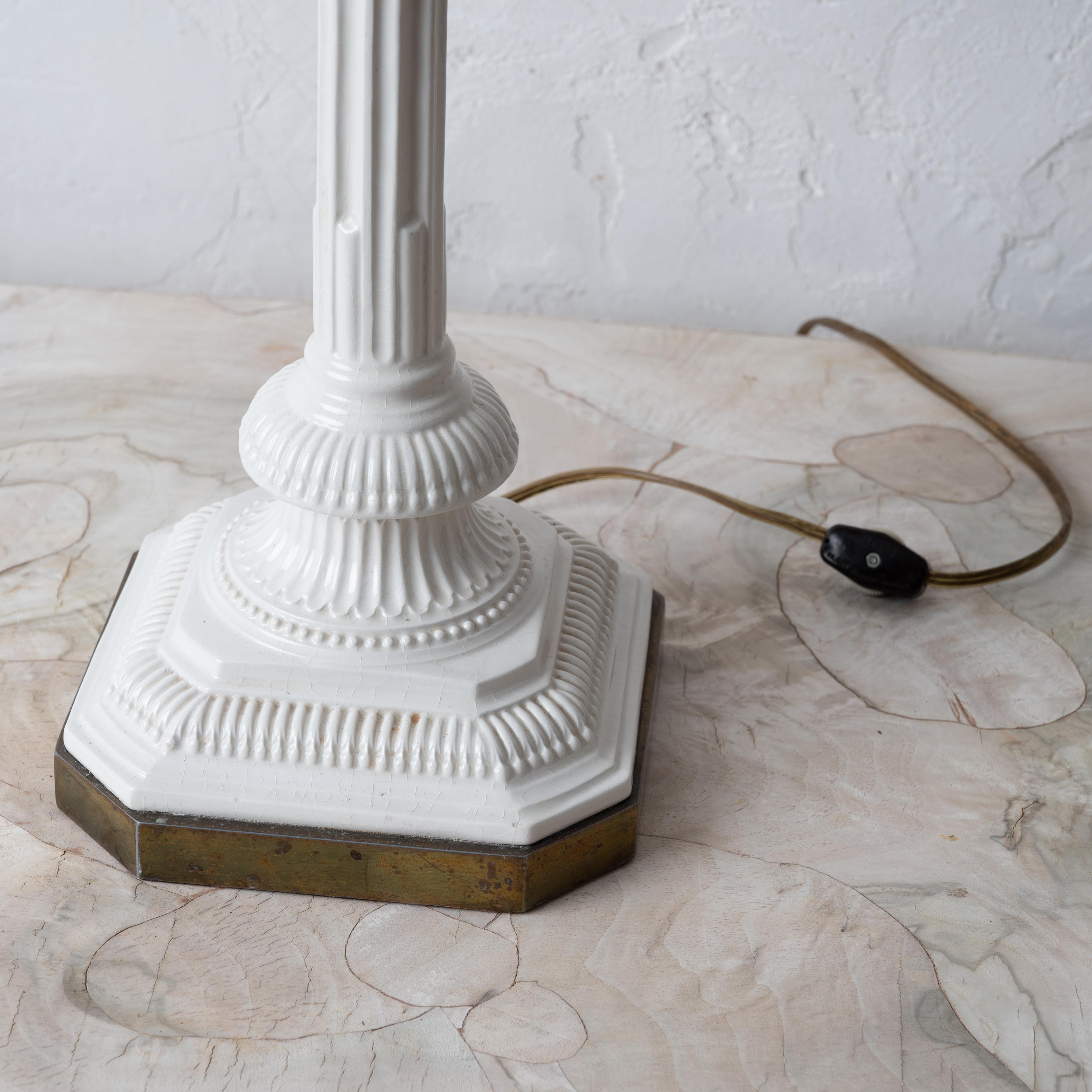Lámpara de velas de columna Creamware en venta 3
