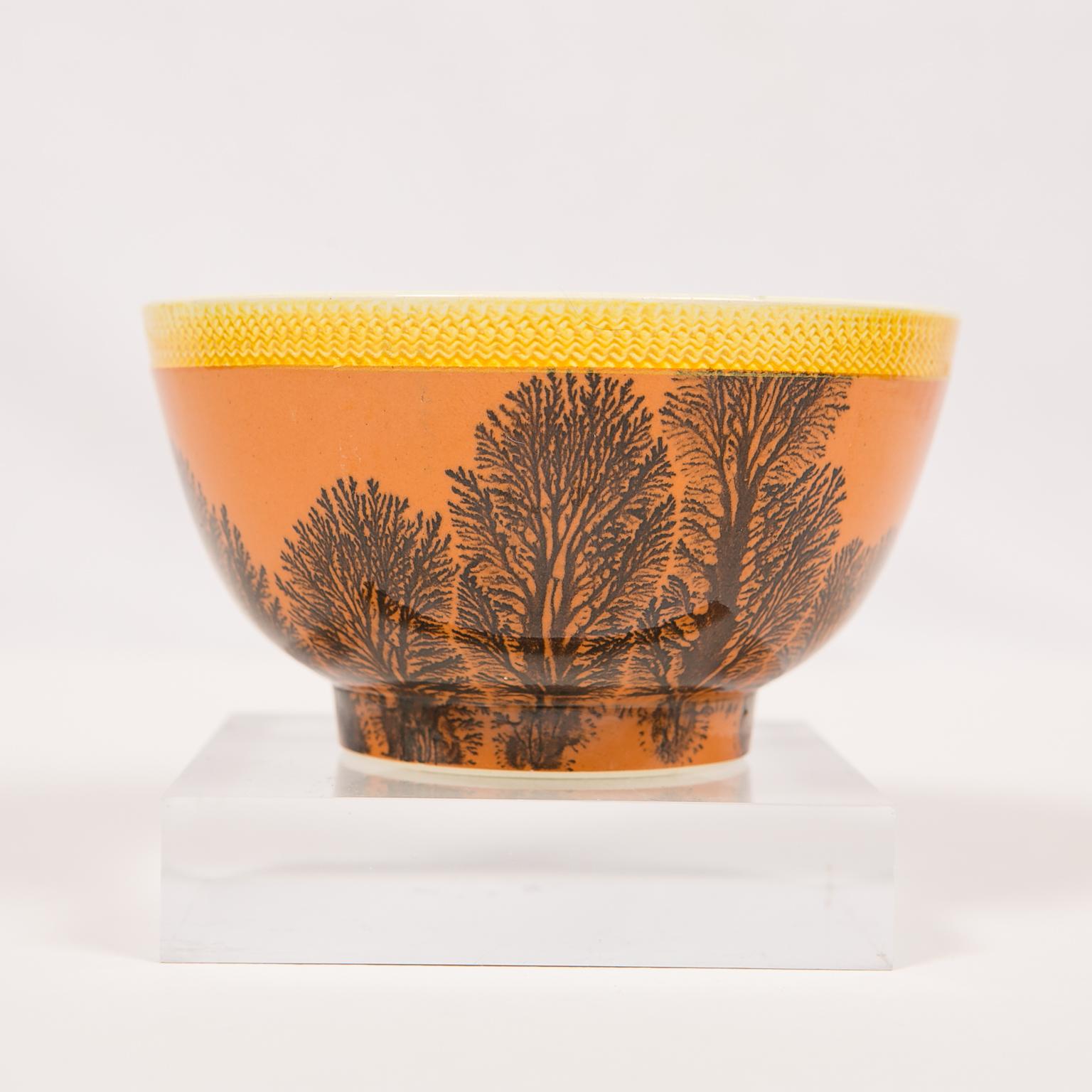 Creamware Mochaware Bowl Decorated with Trees circa 1800 2