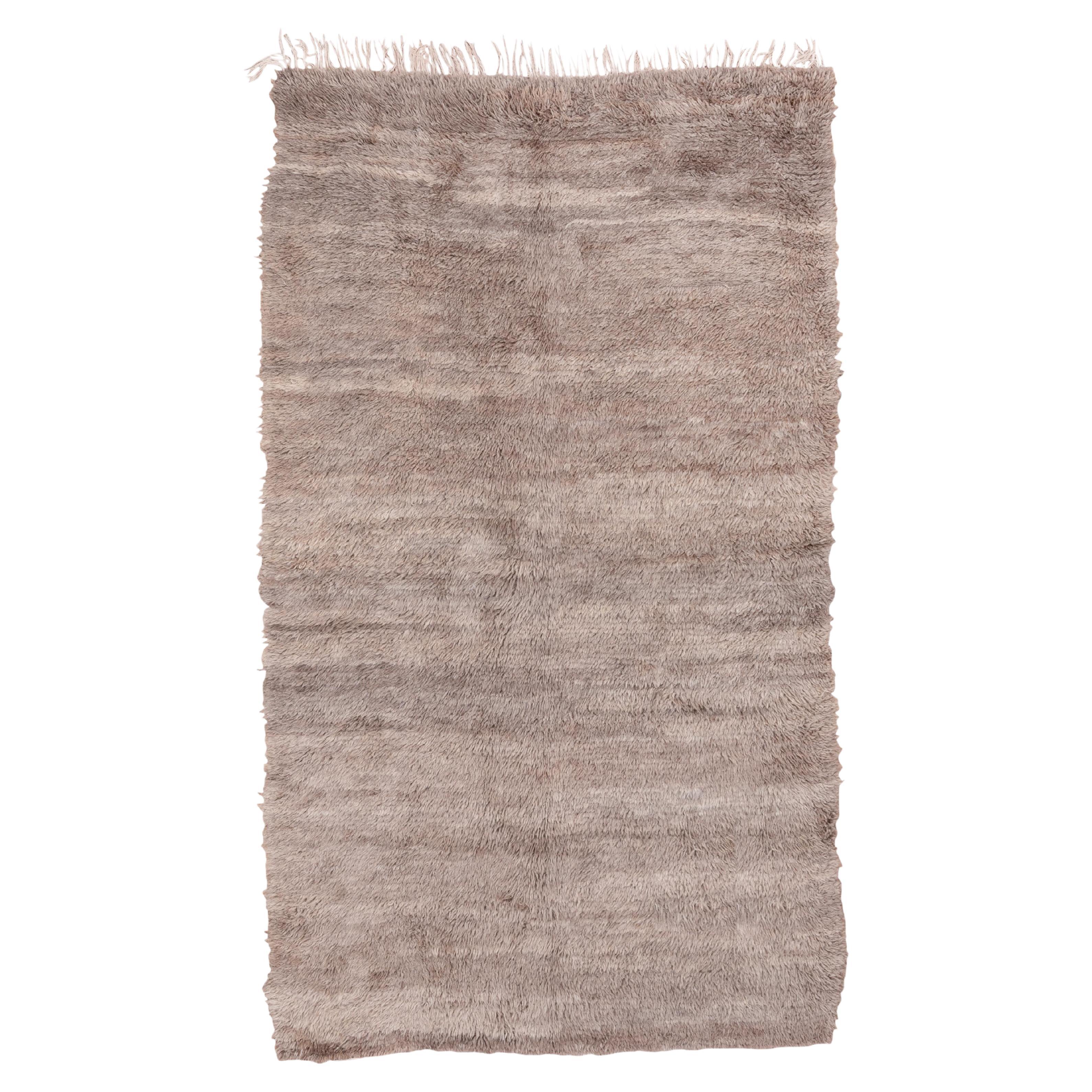 Creamy Brown Wool Moroccan Rug in Allover Solid Field For Sale