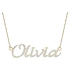 Collana creativa con diamante rotondo in oro 18 carati con nome e lettera