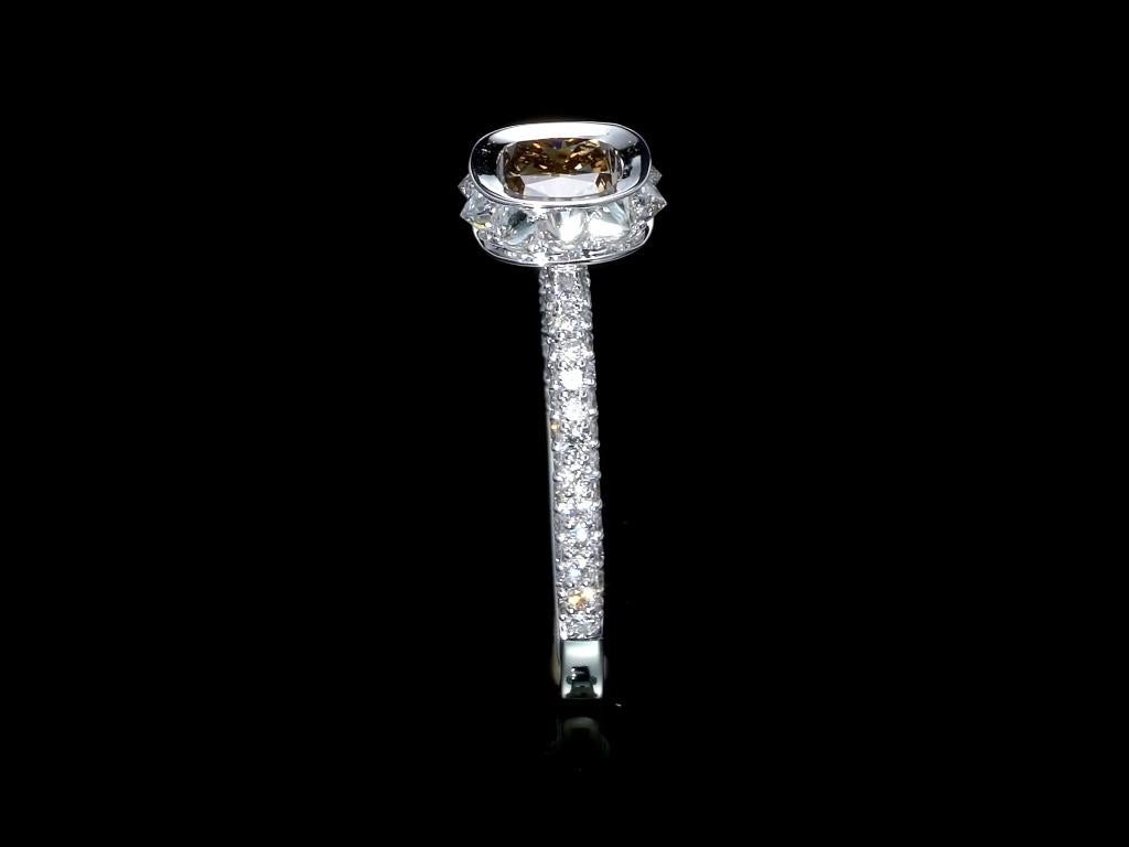 Creadores Boutique Zenith Clásico Oro Blanco 18K 2,06 Quilates Diamante Champán Rin en Nuevo estado para la venta en רמת גן, IL