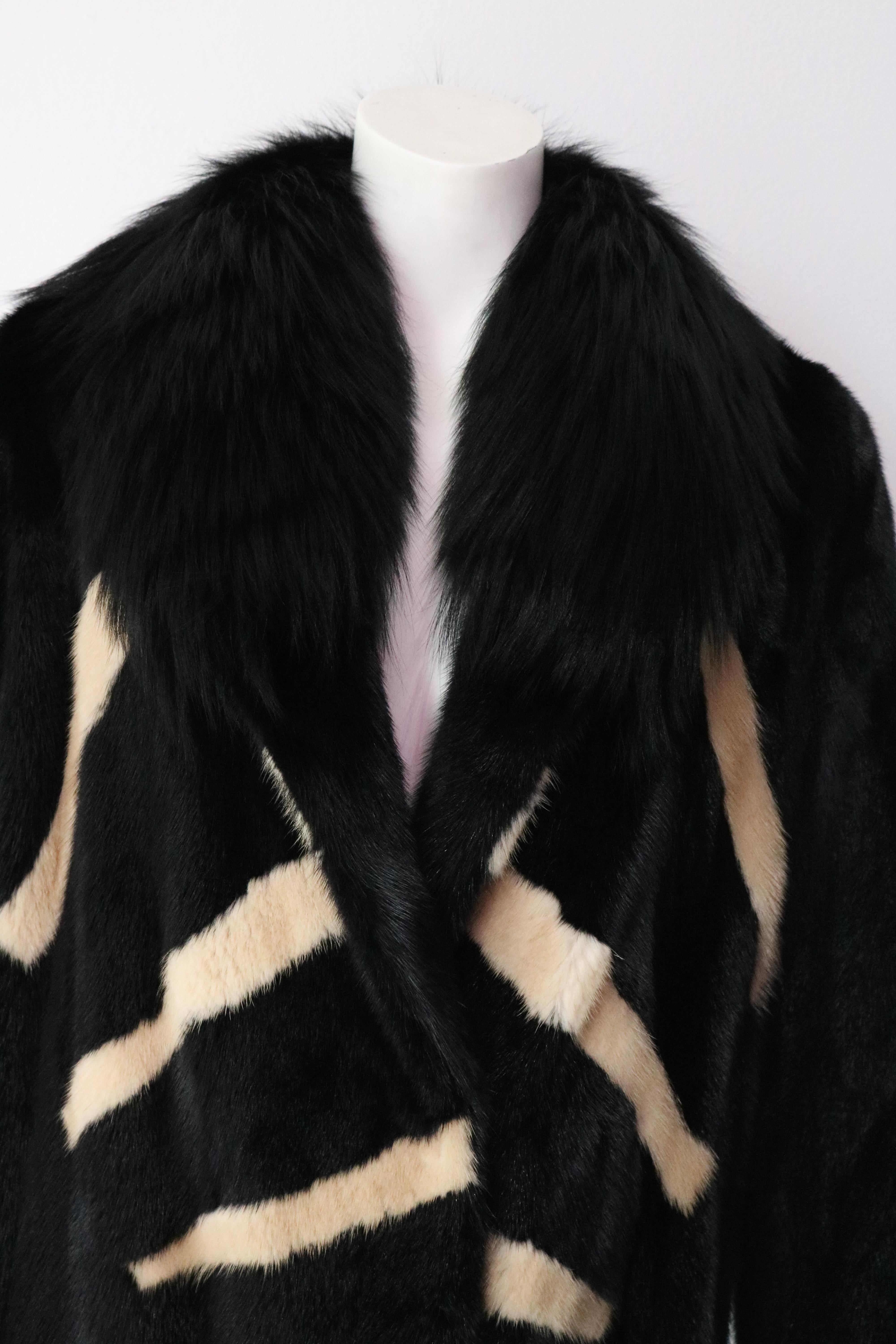 Women's or Men's Creatures of the Wind Fox and Mink Fur Size 6  For Sale