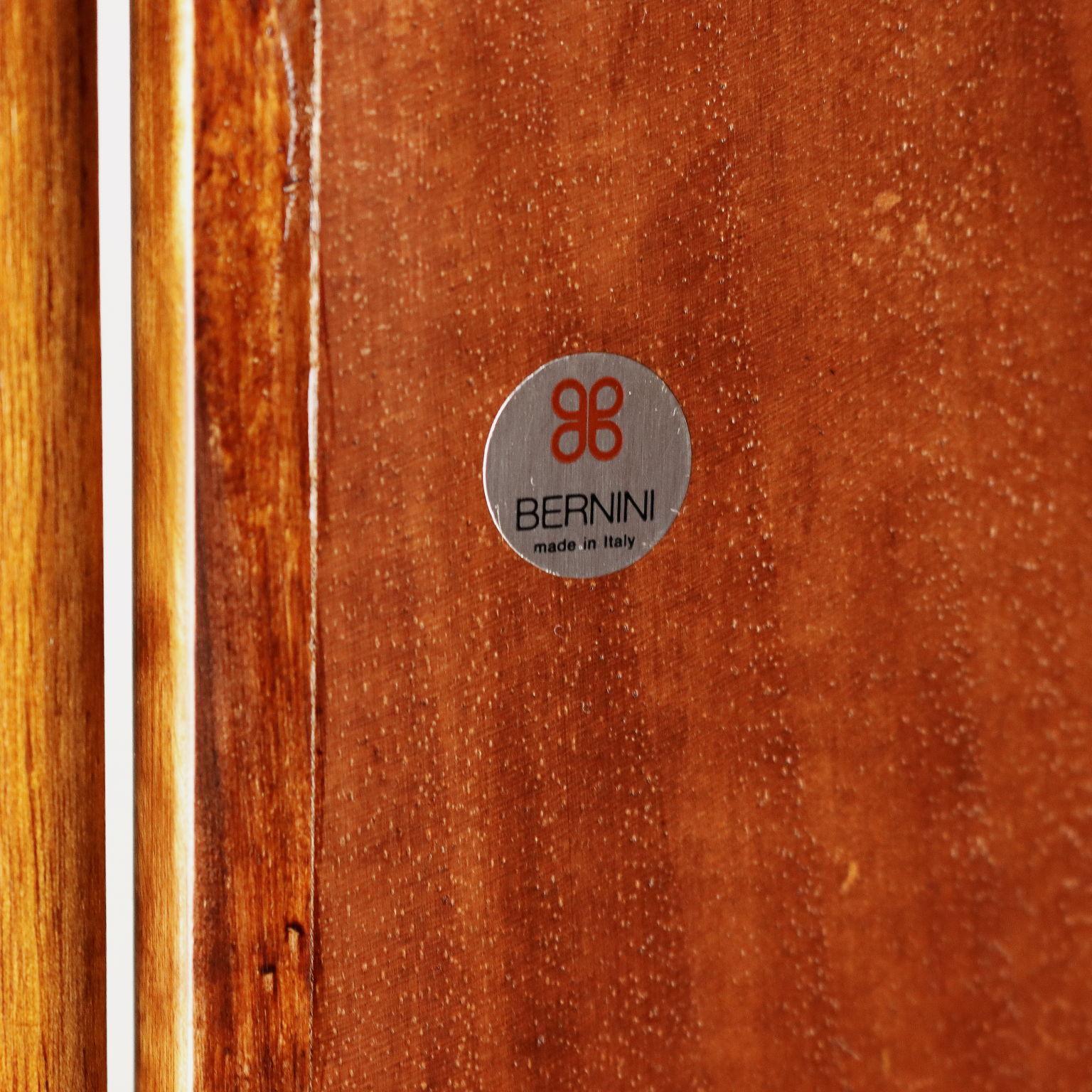 Sideboard '809' Gianfranco Frattini für Bernini, 1960er Jahre, Nussbaum im Angebot 3