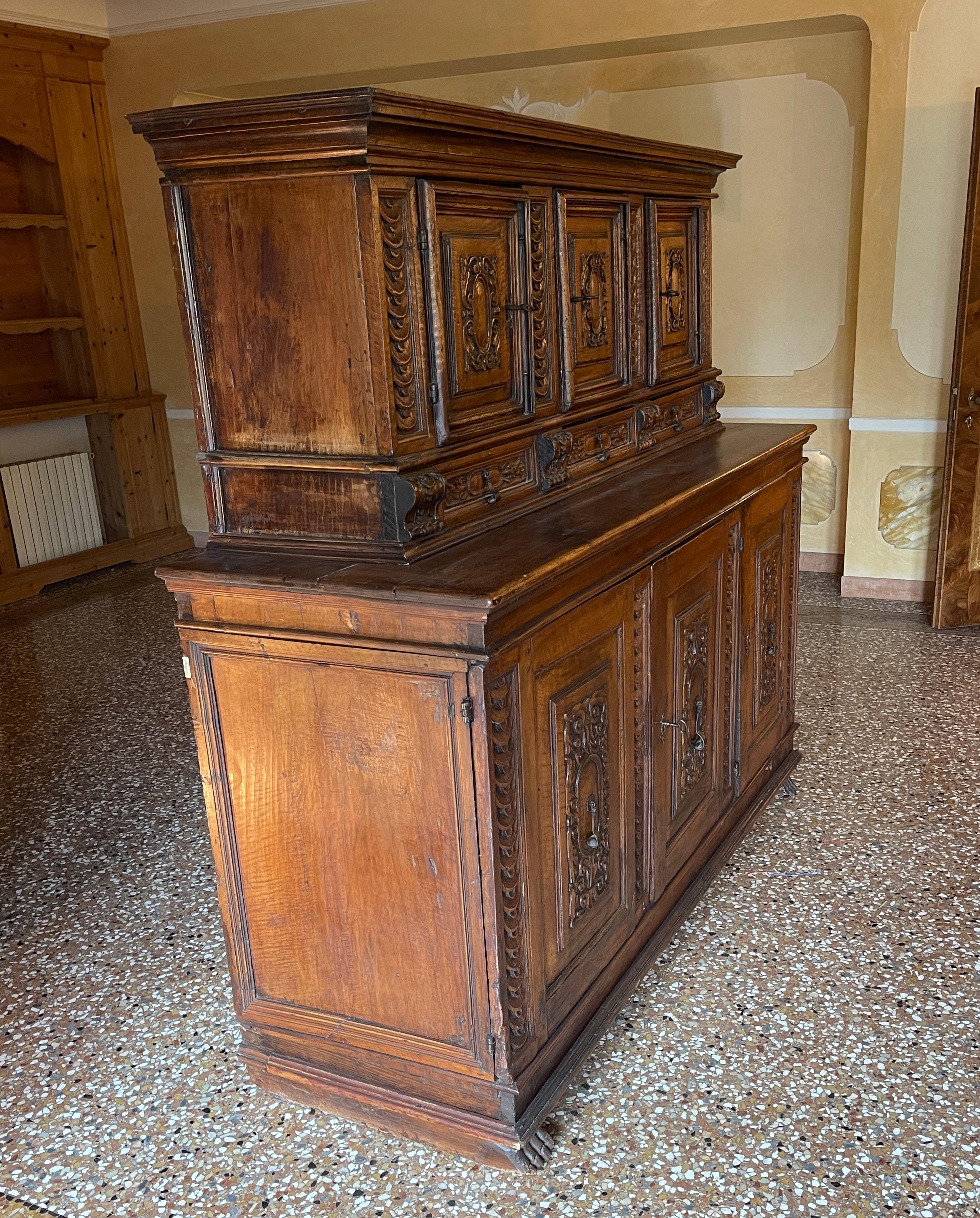 Renaissance Walnut double-bodied sideboard, Tuscany, late 16th century For Sale