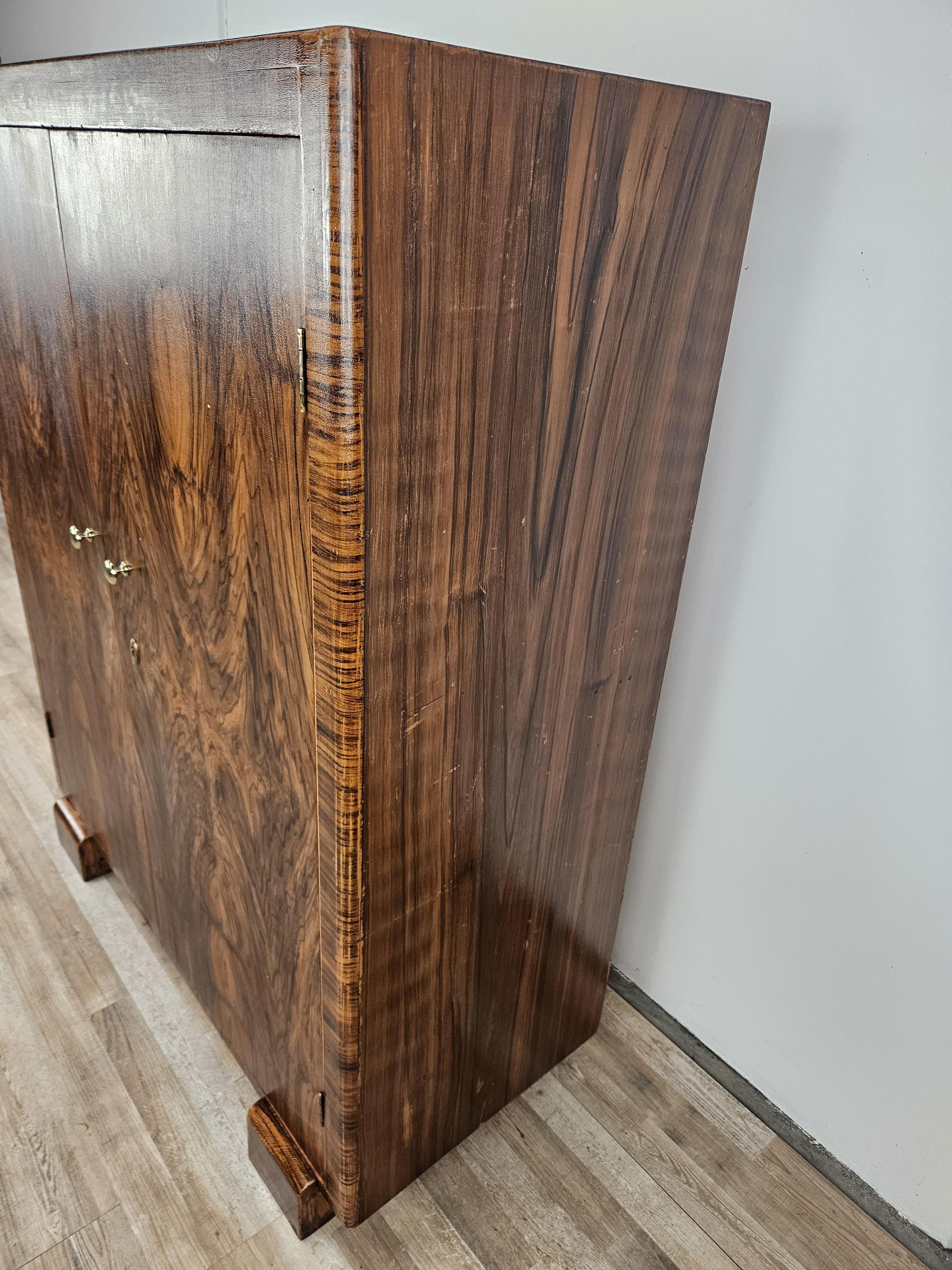Italian 1940s Art Deco mahogany and fir sideboard with interior shelves