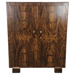 Credenza anni '40 Art Decò in mogano e abete con ripiani interni