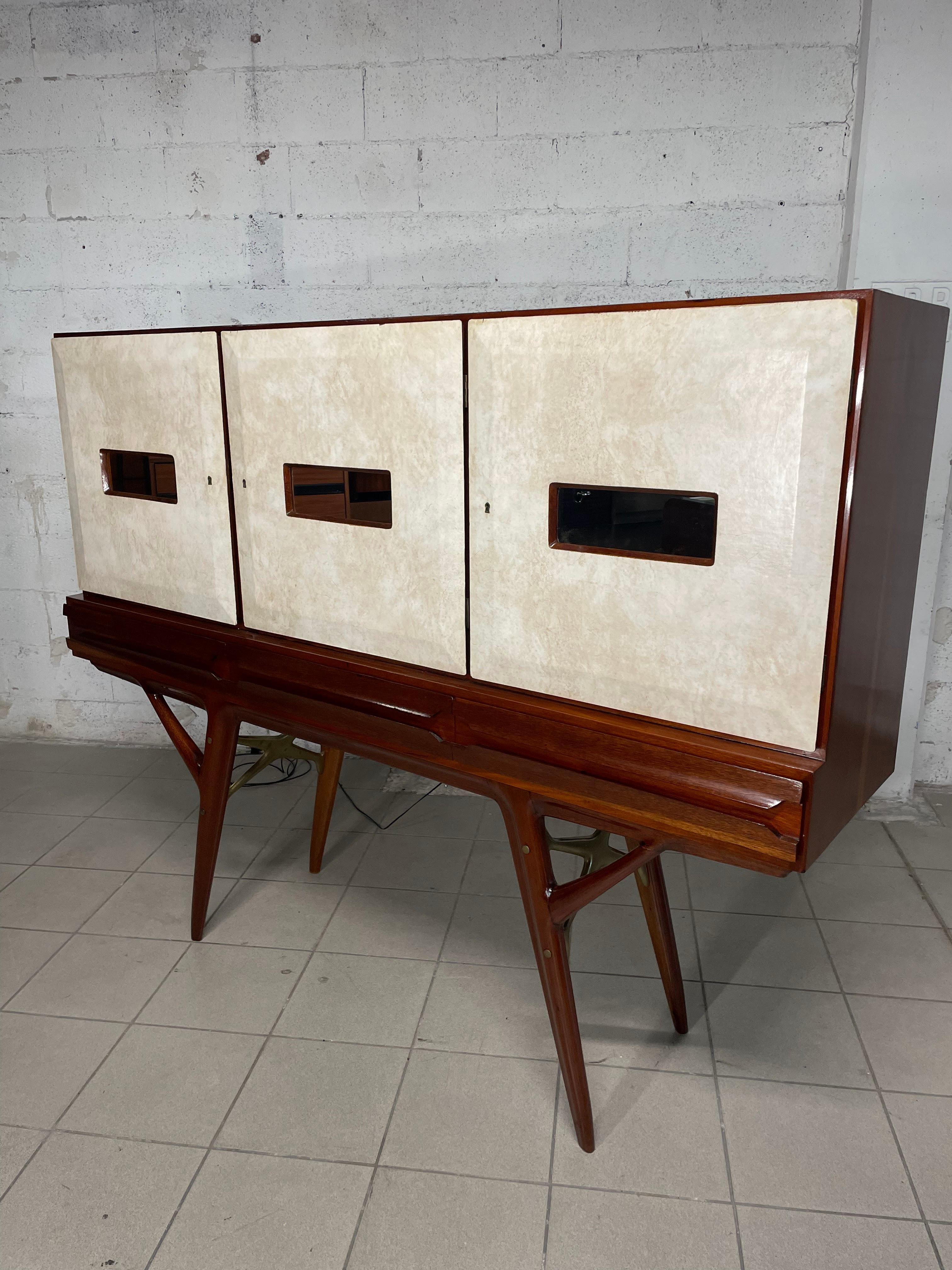 1950s sideboard manufactured by Palazzi dell'Arte Cantù, Italy For Sale 7