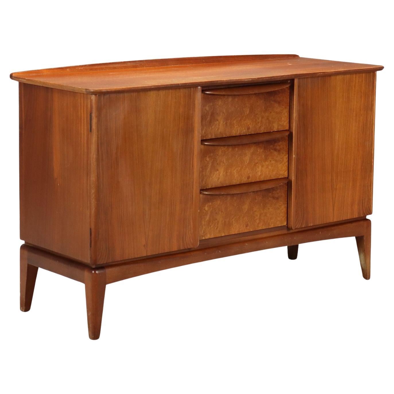 Credenza Anni 
60 di Manifattura Nordeuropea For Sale