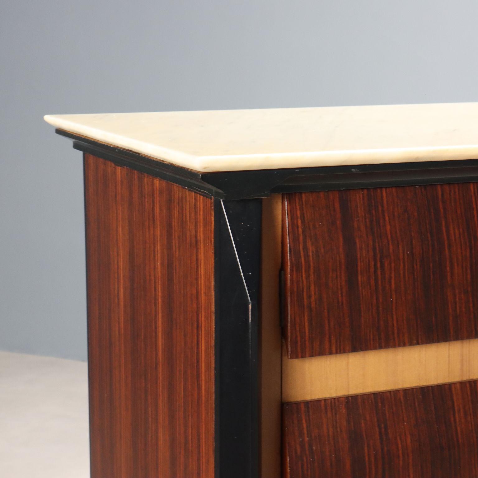 Mid-20th Century Credenza Anni '60s Production Artigiani del Mobile Cantù For Sale