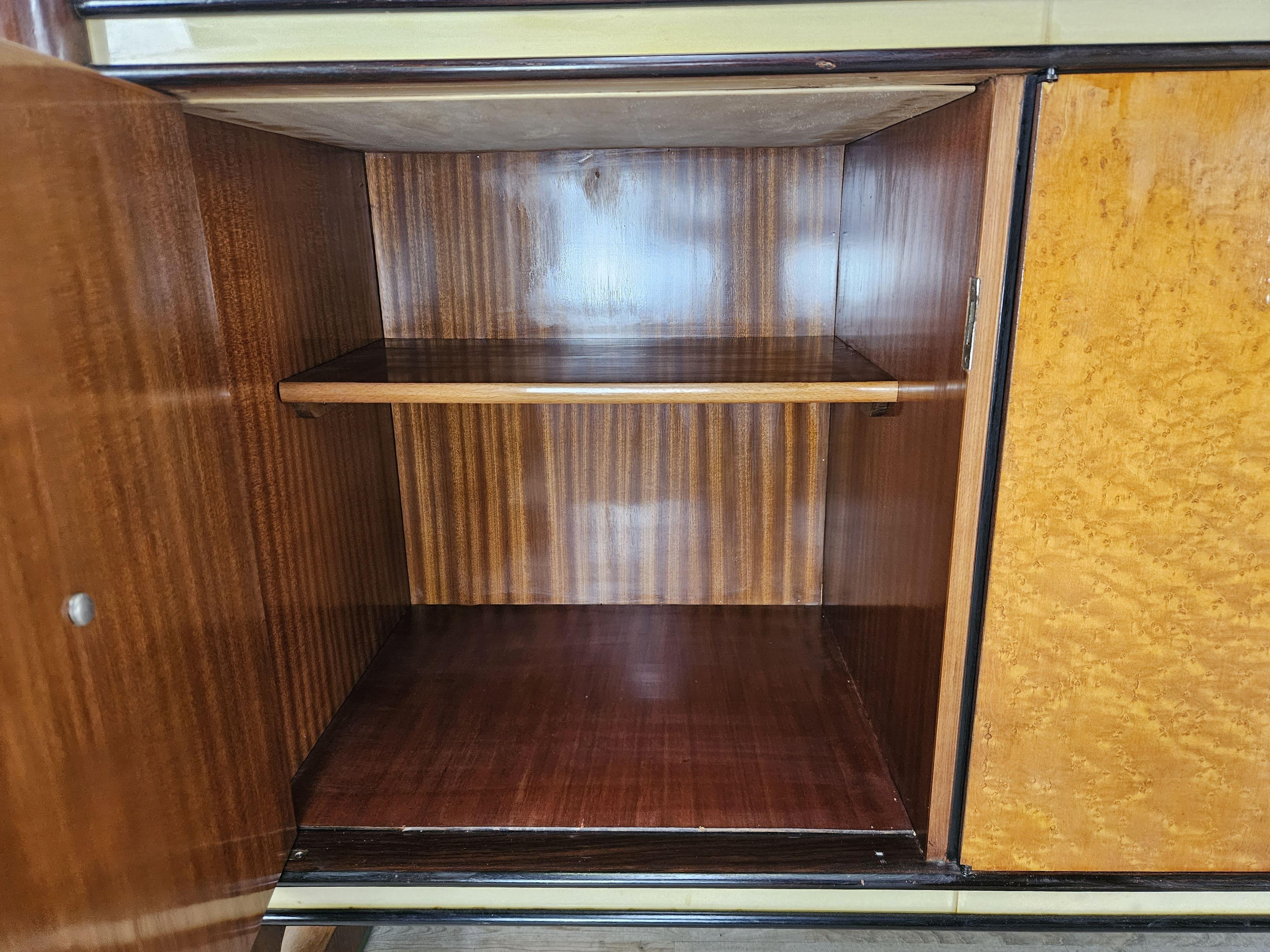 1950s Art Deco sideboard attr. La Permanente Furniture Cantù by Osvaldo Borsani For Sale 4