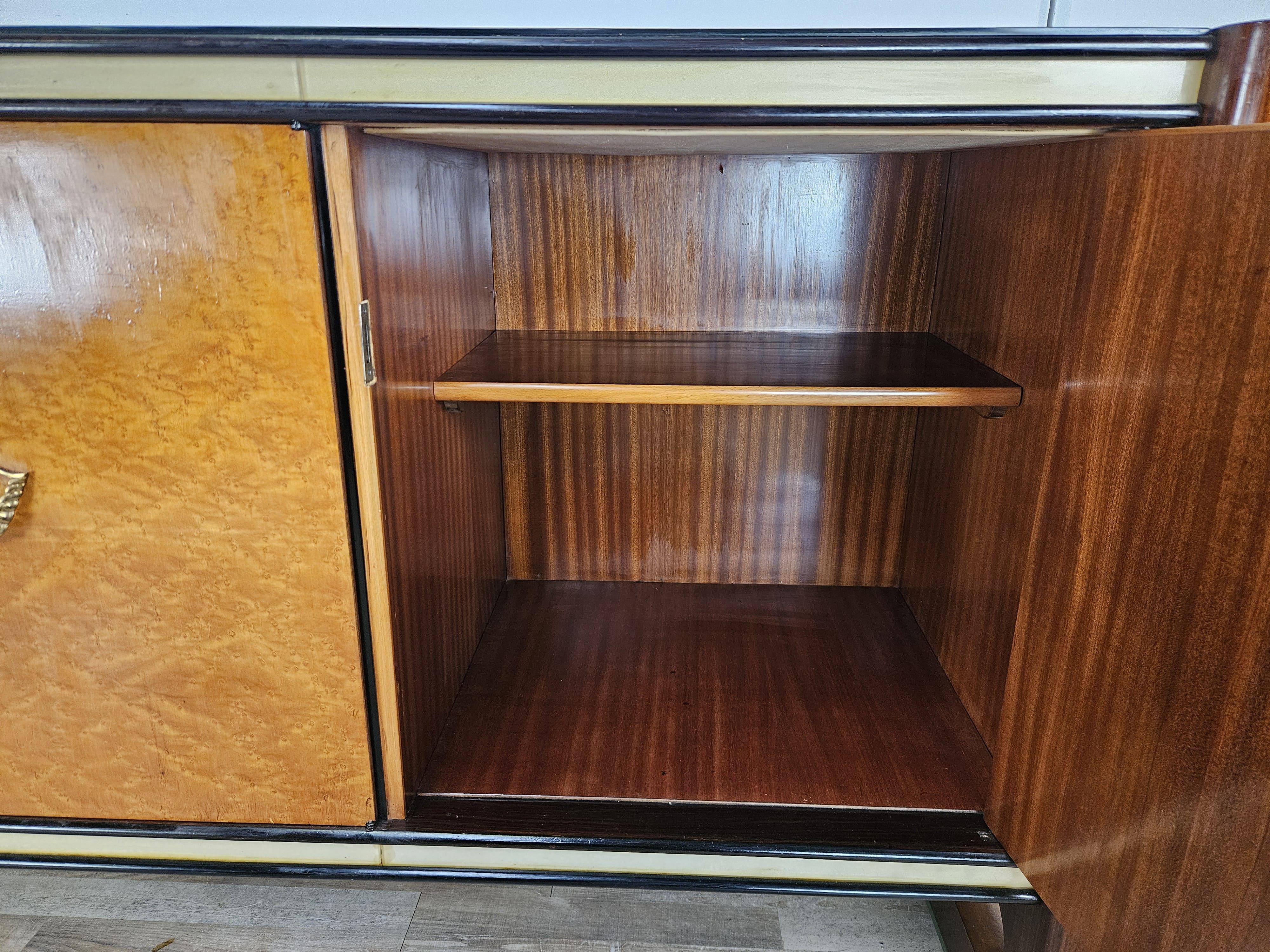 1950s Art Deco sideboard attr. La Permanente Furniture Cantù by Osvaldo Borsani For Sale 9