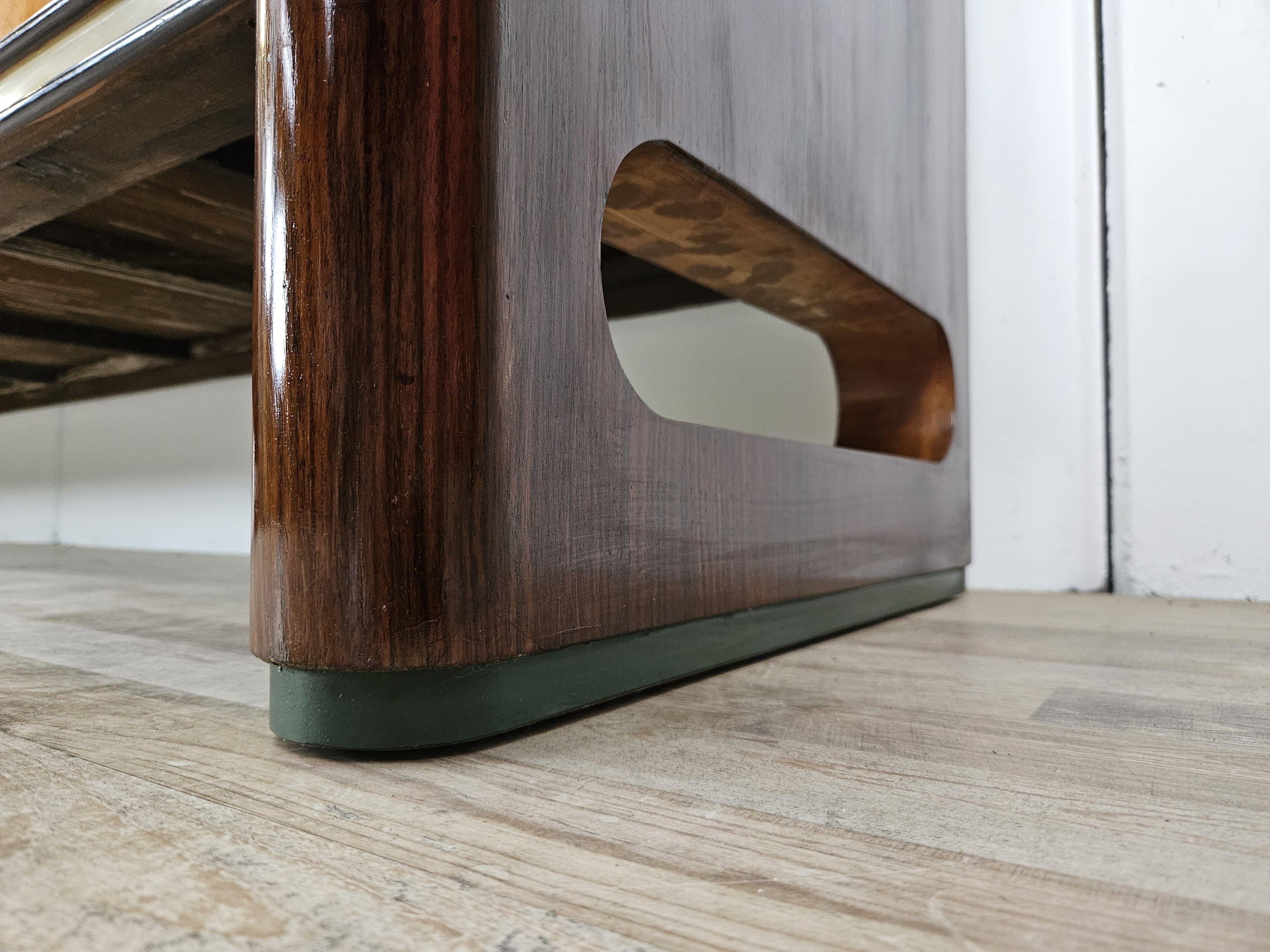 1950s Art Deco sideboard attr. La Permanente Furniture Cantù by Osvaldo Borsani For Sale 11