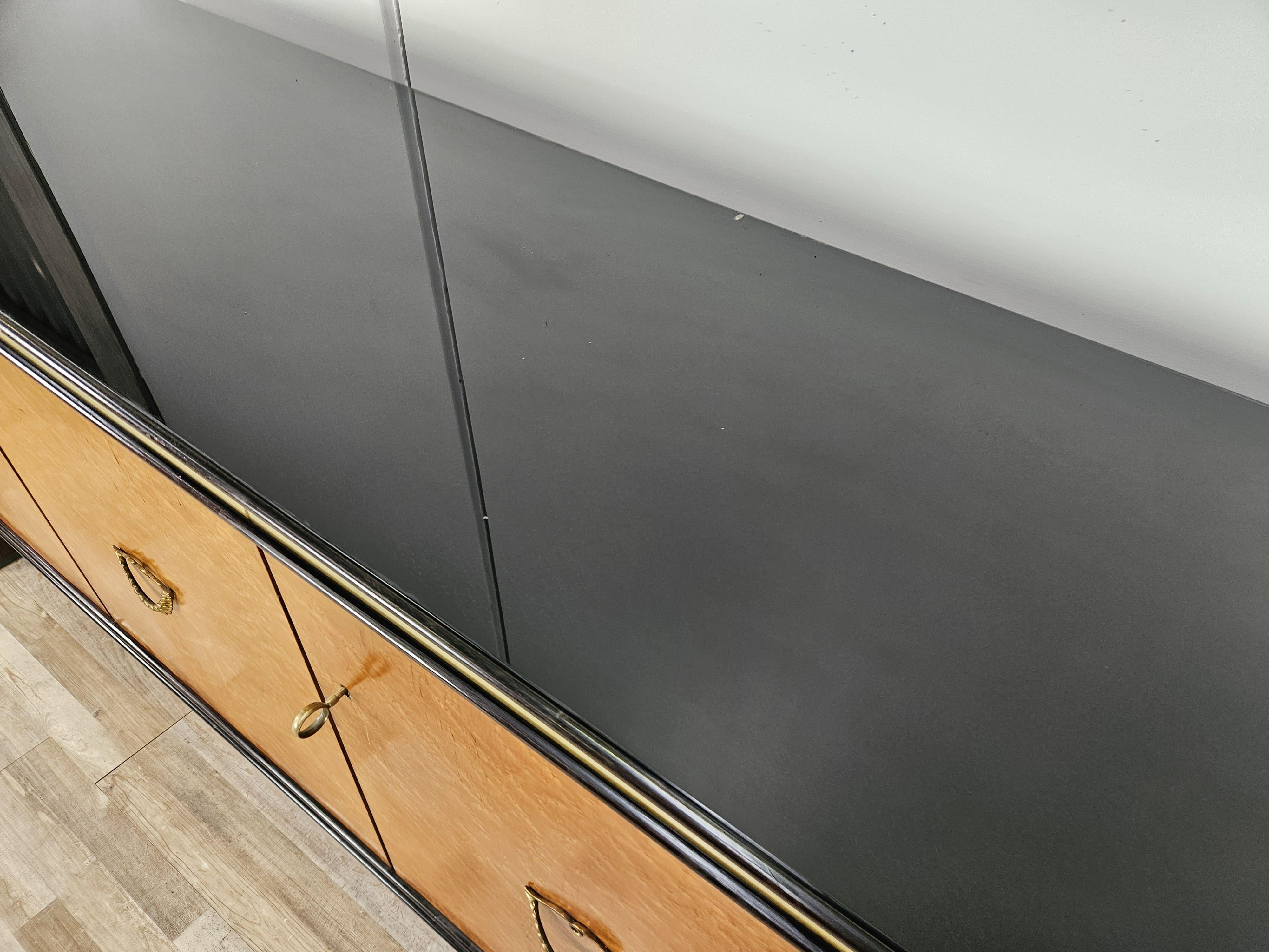 Mid-20th Century 1950s Art Deco sideboard attr. La Permanente Furniture Cantù by Osvaldo Borsani For Sale
