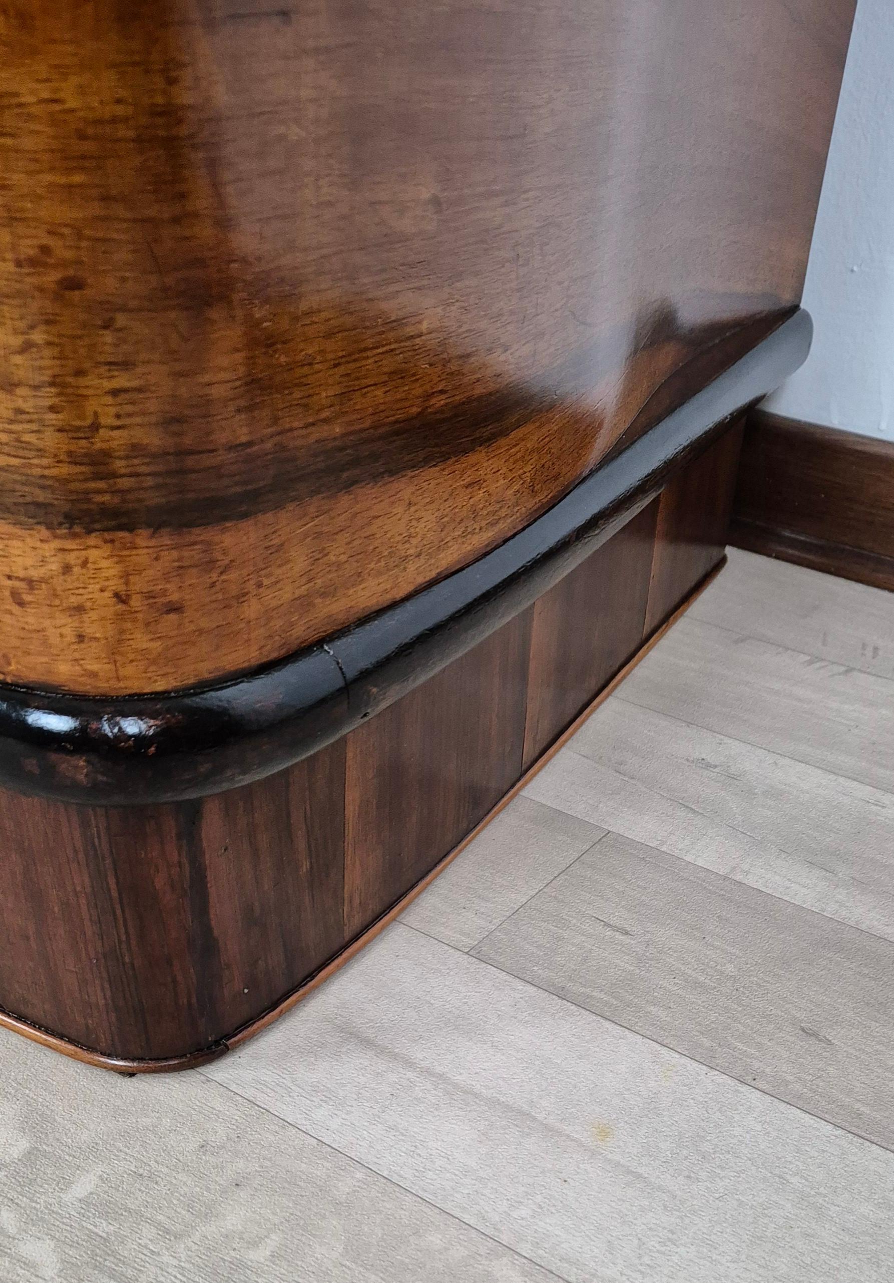 Florentine Art Deco Sideboard 1930 For Sale 5