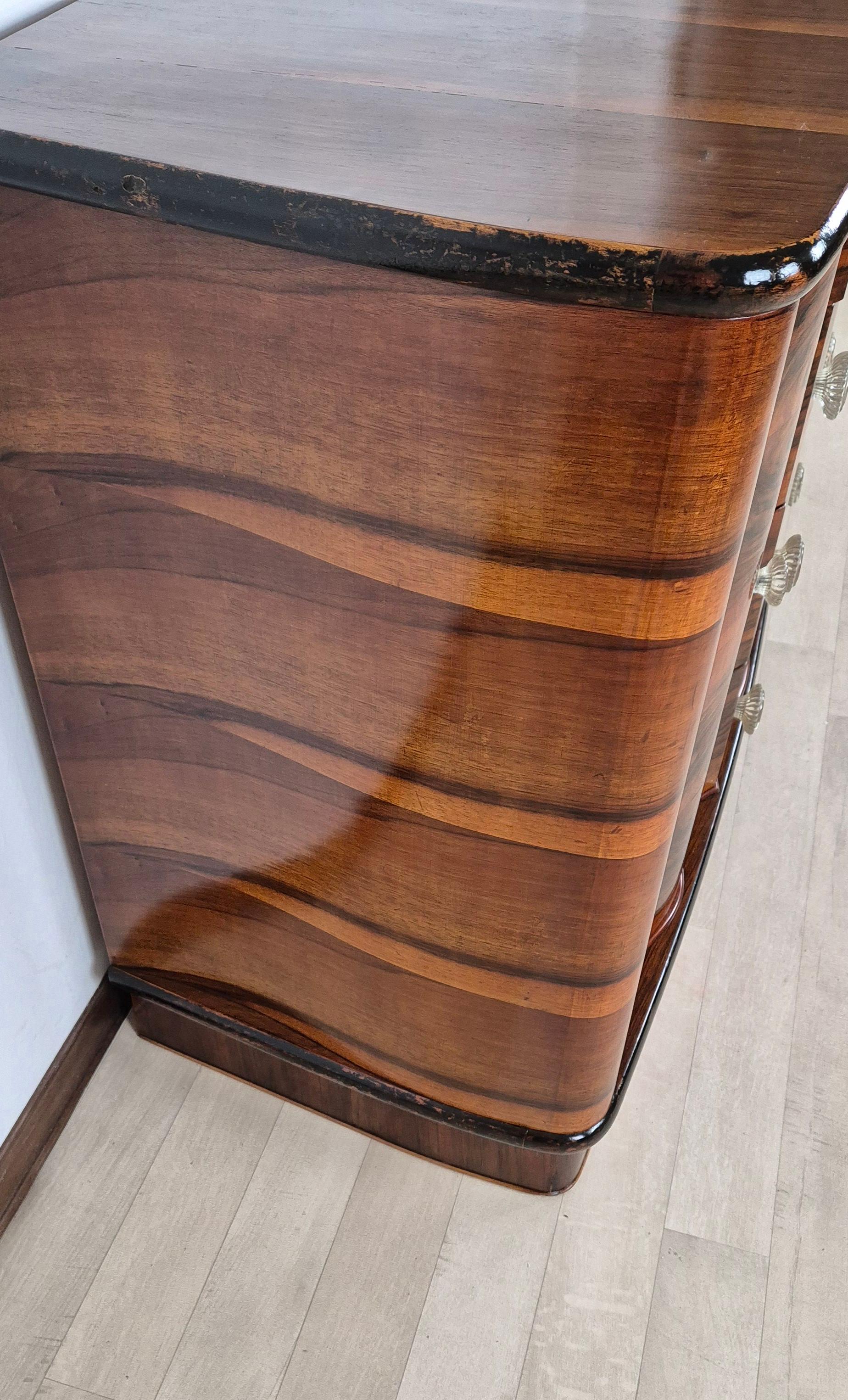 Florentine Art Deco Sideboard 1930 In Excellent Condition For Sale In Mariano Del Friuli, GO