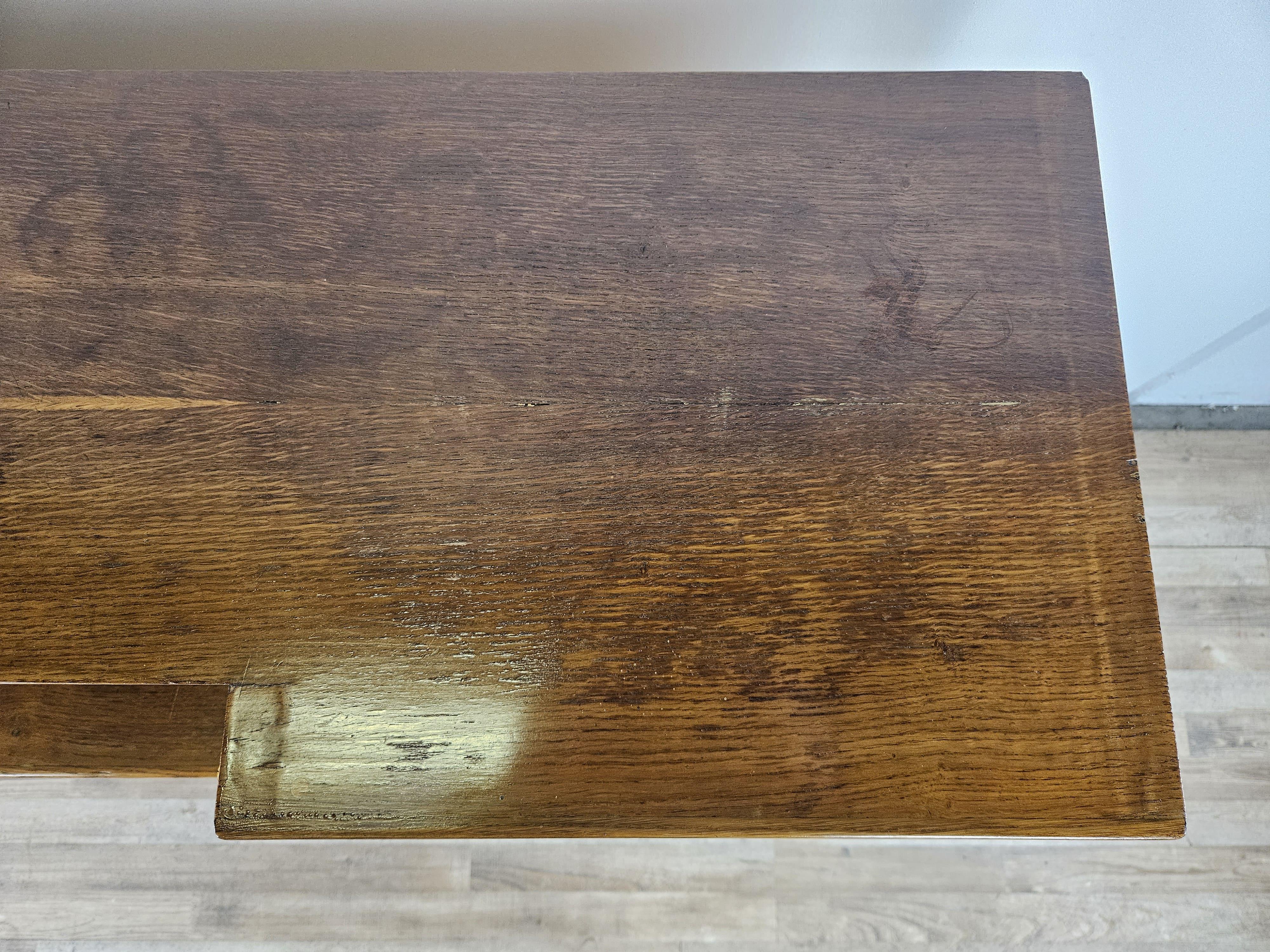 Italian Art Deco beech stained walnut sideboard open space design 1950s For Sale