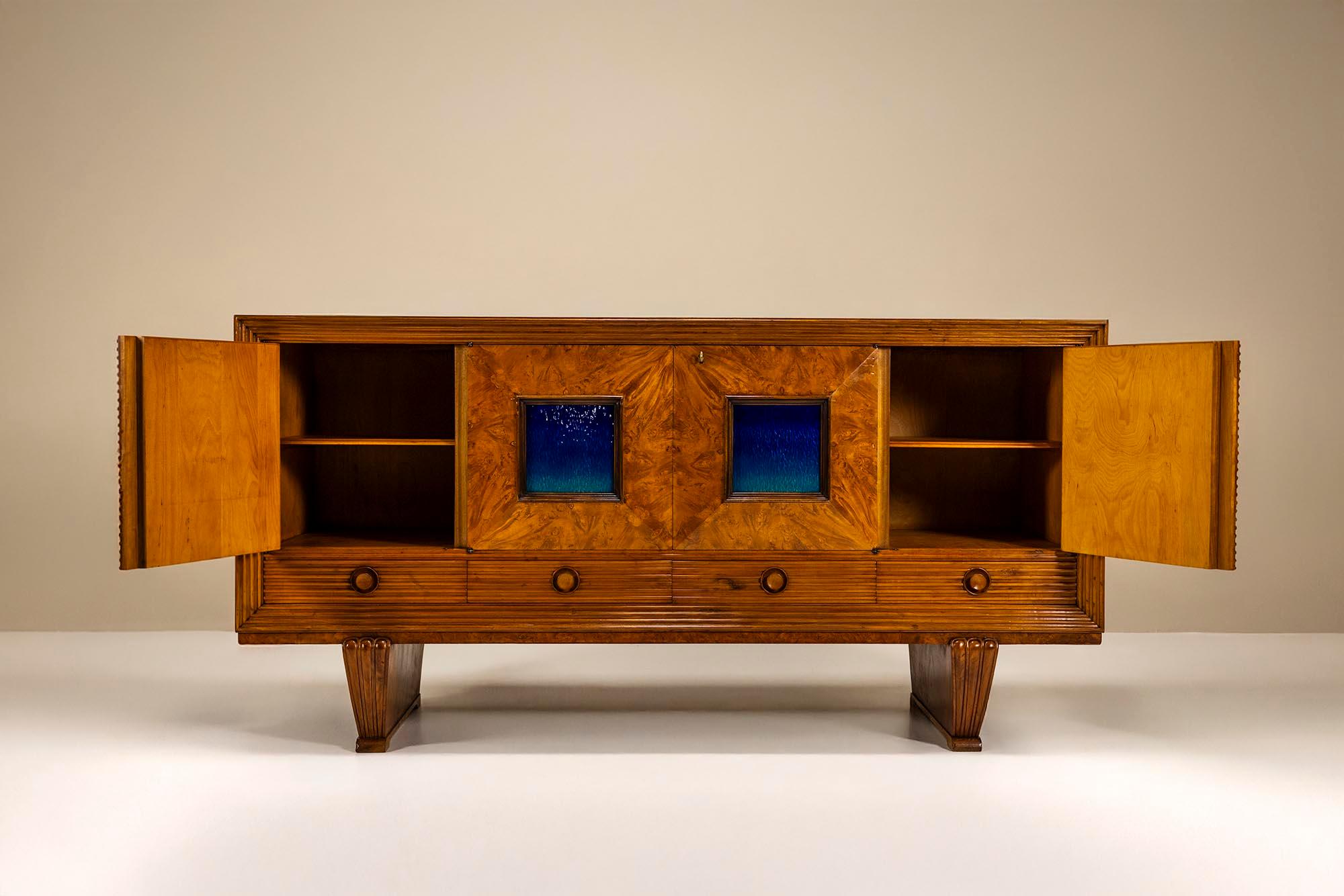 Credenza de Pier Luigi Colli, en palisandro de la India y madera de arce, Italia, hacia la década de 1940 en Bueno estado para la venta en Hellouw, NL