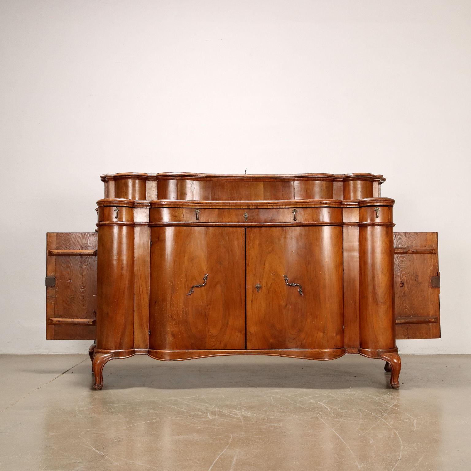 Ferrara Baroque Sideboard Mid-18th Century For Sale 1
