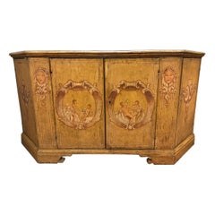credenza bassa 4 ante, laccate e dipinta con figurini, italia