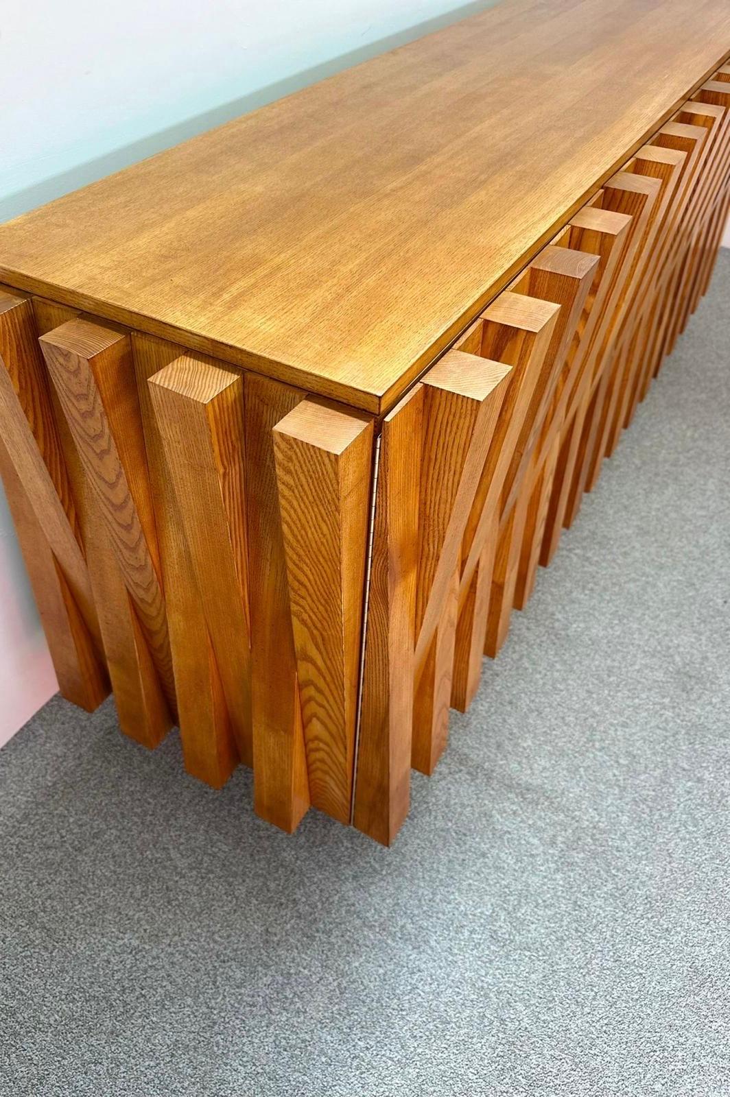 French Credenza Brutalista de Gaetan Pullanghiel For Sale