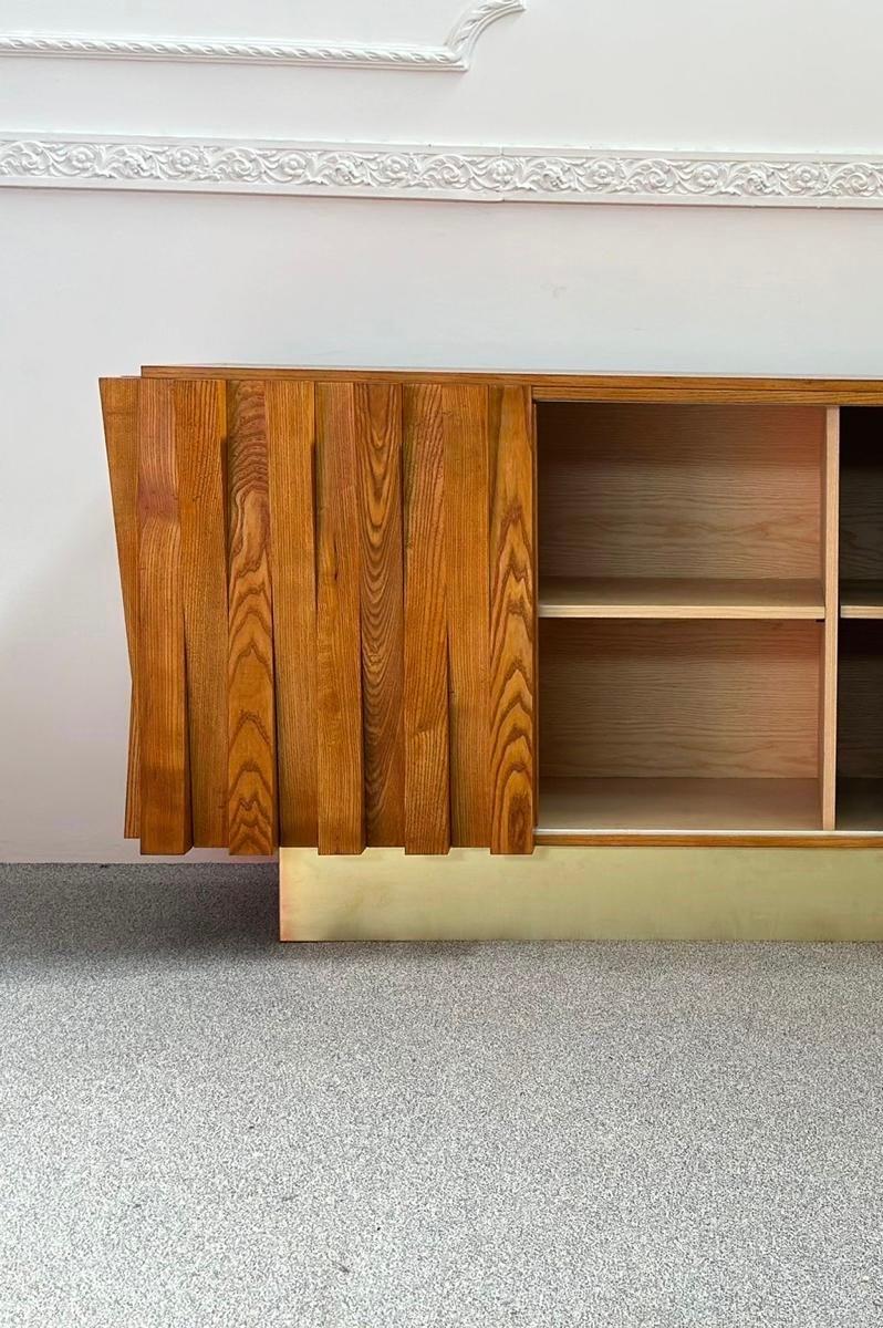 Credenza Brutalista de Gaetan Pullanghiel In Excellent Condition For Sale In MADRID, ES
