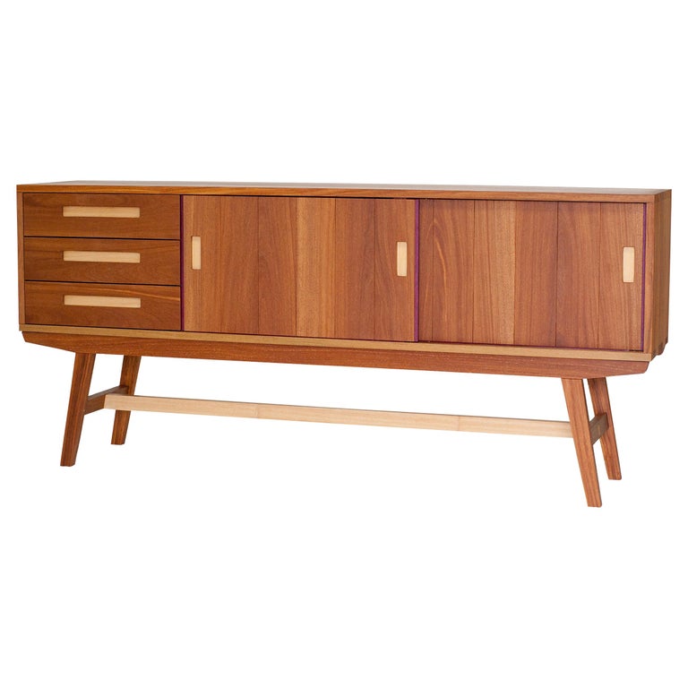 Credenza Buffet Handcrafted In Brazilian Hardwood Im Angebot Bei