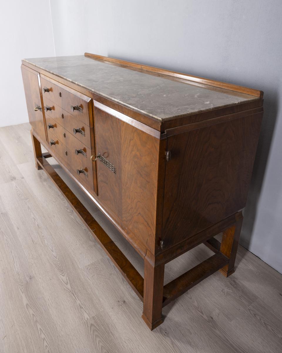 Mid-Century Modern Buffet buffet vintage des années 1940 en bois de bruyère de conception italienne en vente